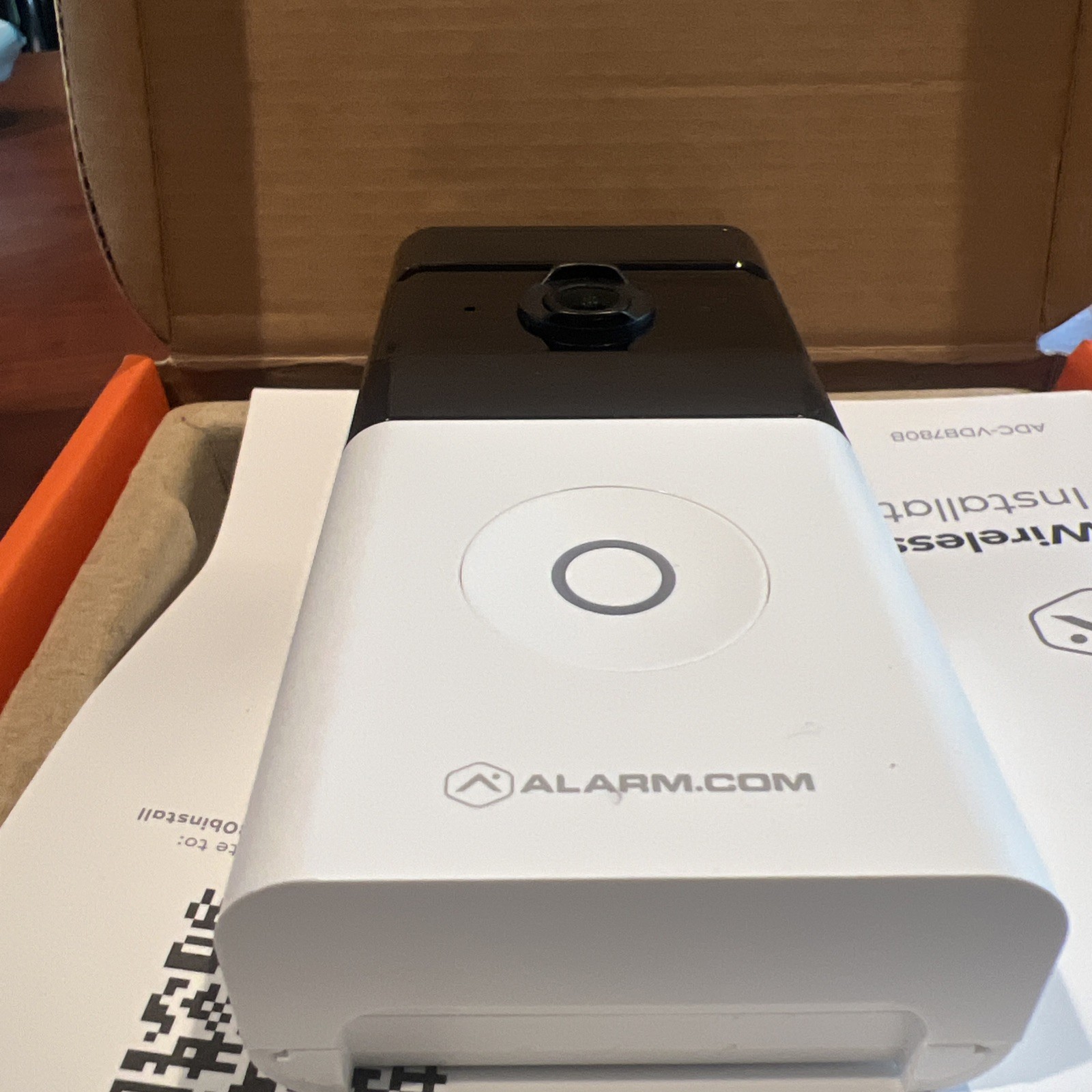 Alarm.com Smart Wireless Doorbell Chime Kit ADC-VDB780B