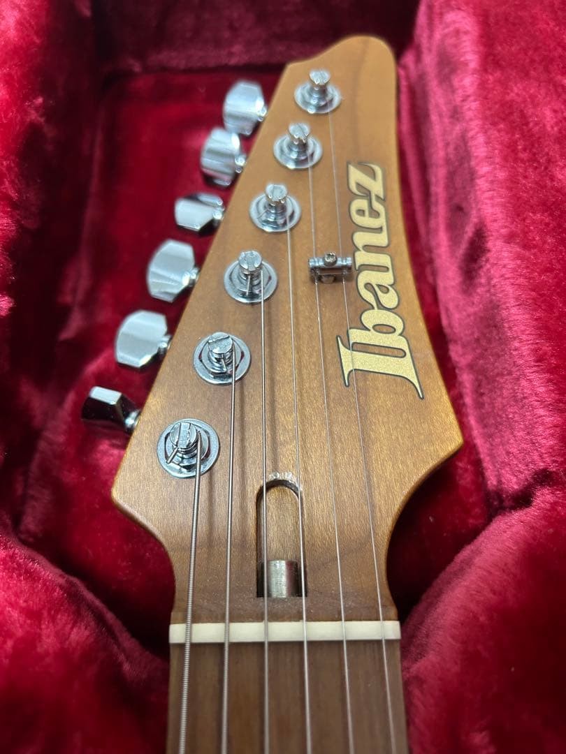 Ibanez Az2202A