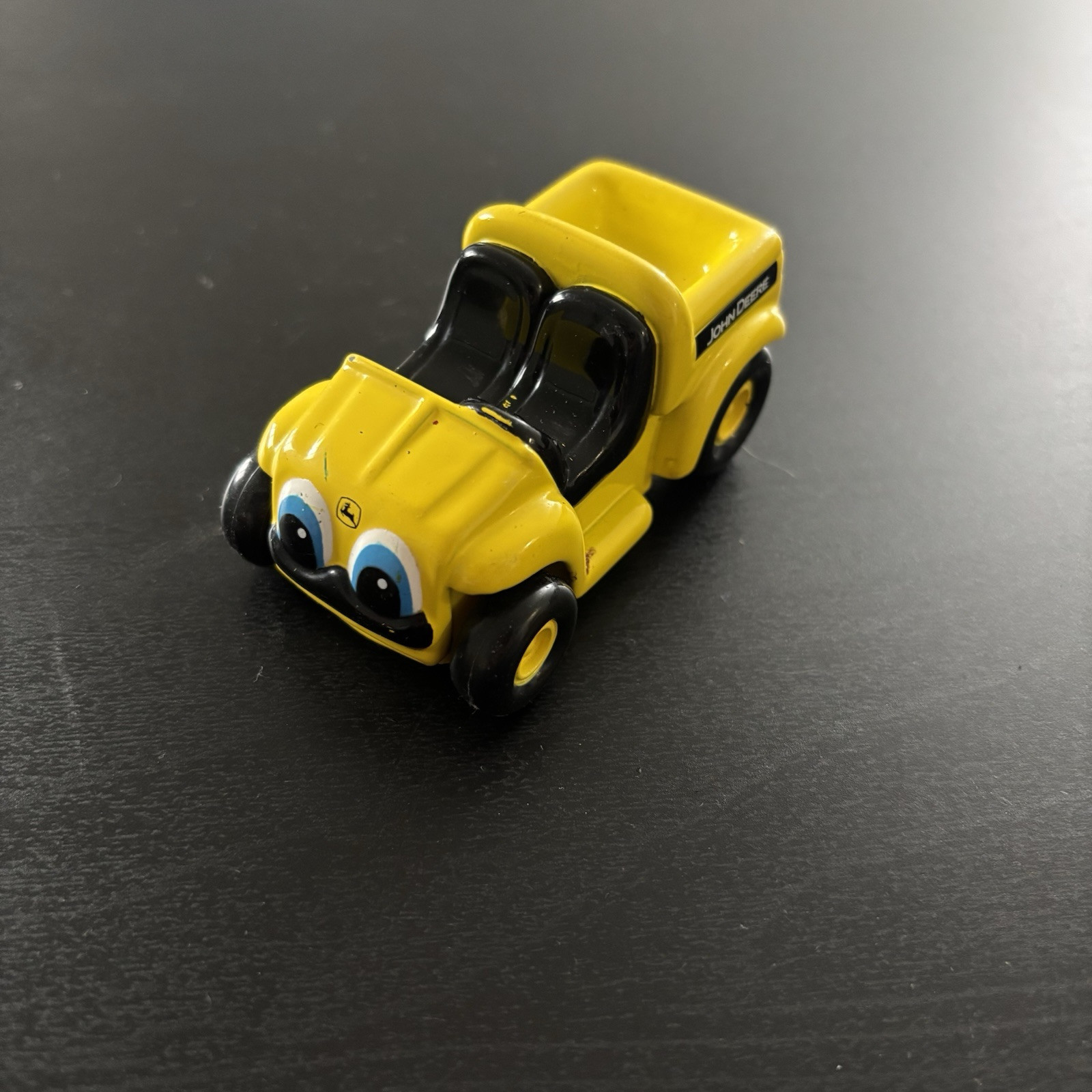 ERTL DIECAST METAL JOHN DEERE YELLOW CAR W/FACE EYES MOUTH