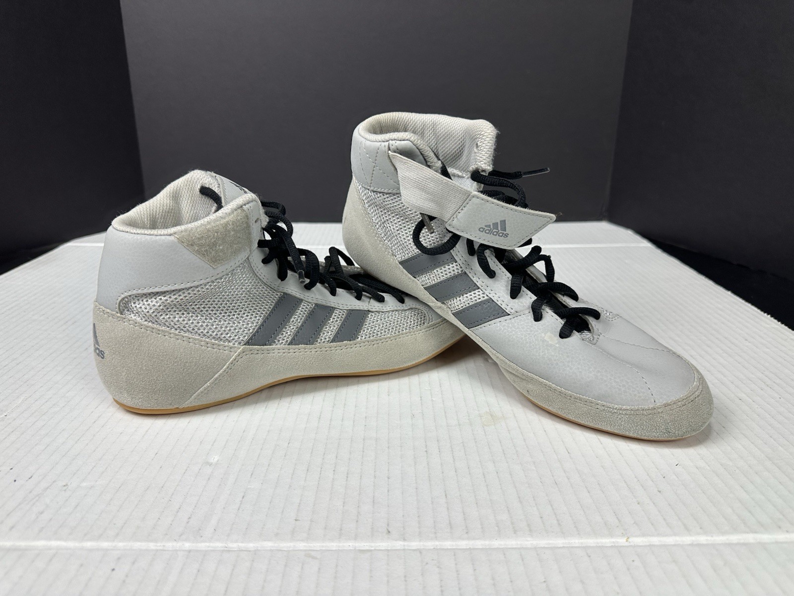 Adidas HVC 2 Wrestling Shoes Mens 8 AC7502 Gum Sole Silver Sneakers