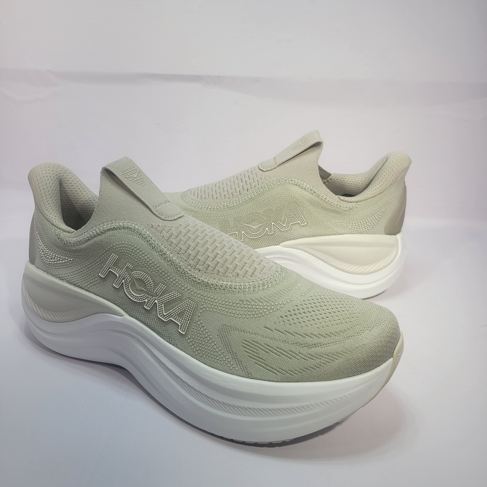 Hoka One One Skyward Laceless Women's Size 10B Putty/White Slip On 1168877 PYW