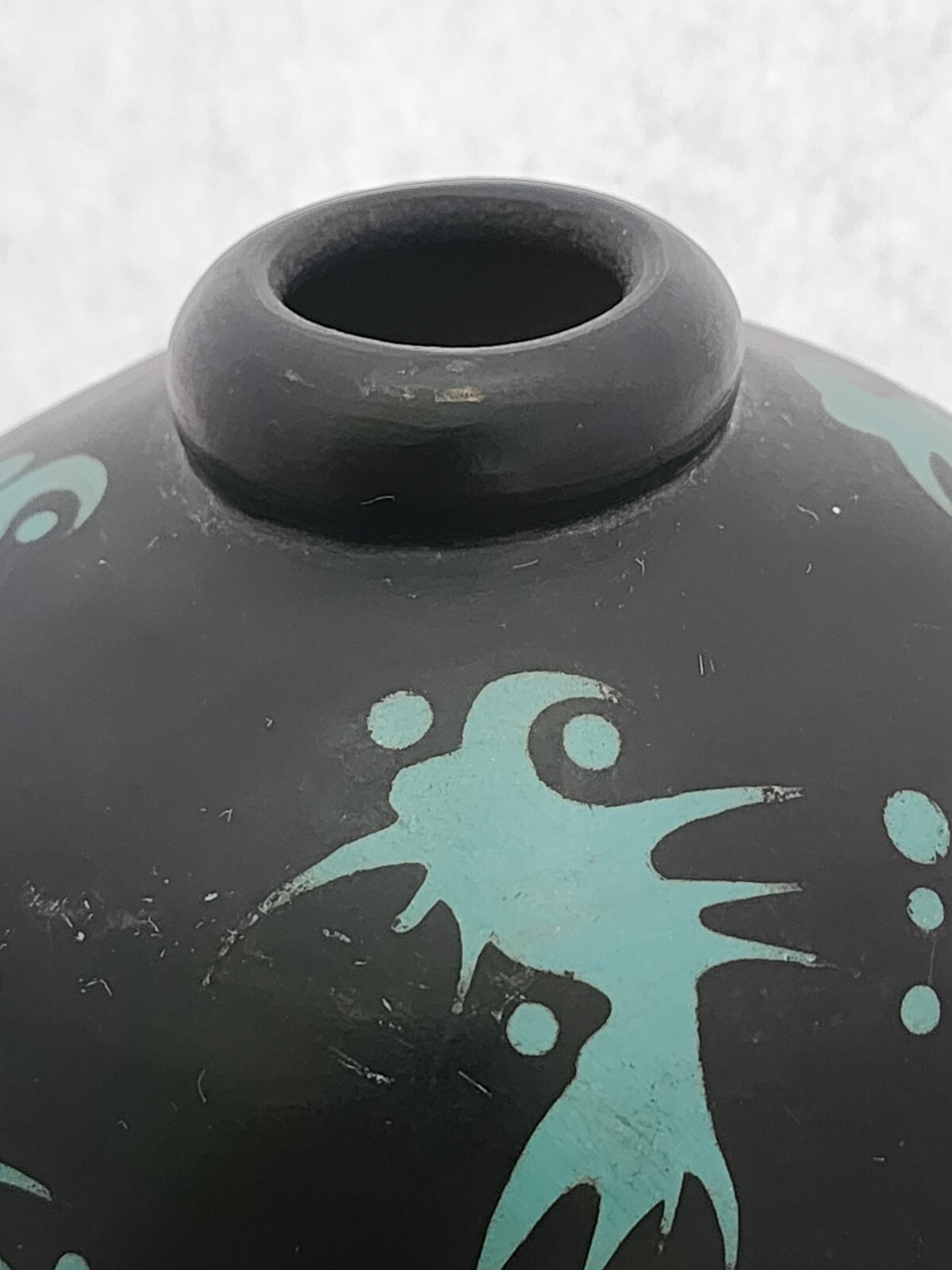 Beautiful Vintange Peruvian Vase Signed