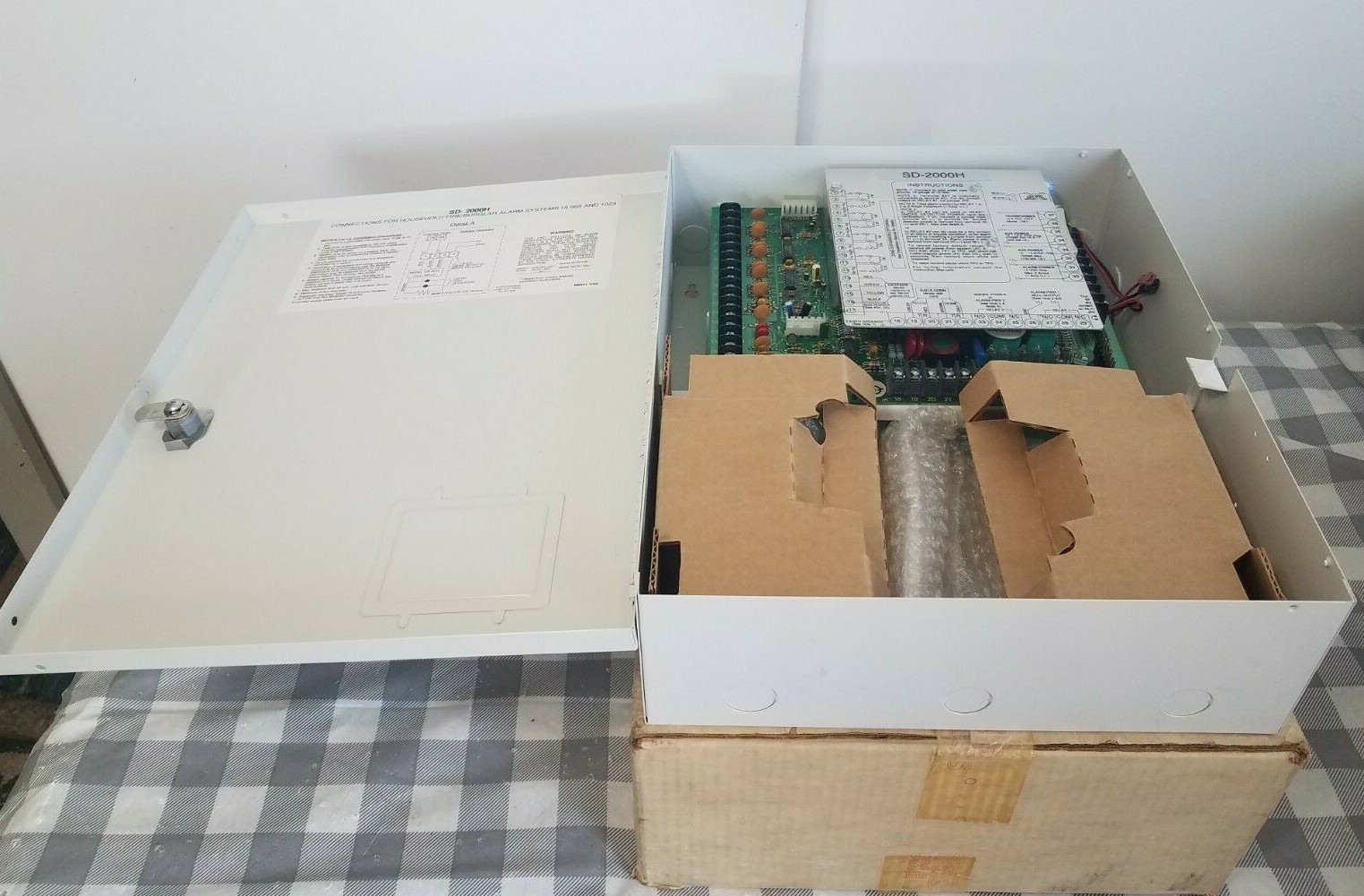 Security Dimensions SD-2000H Security System Control Panel Box "NEW OLD STOCK"