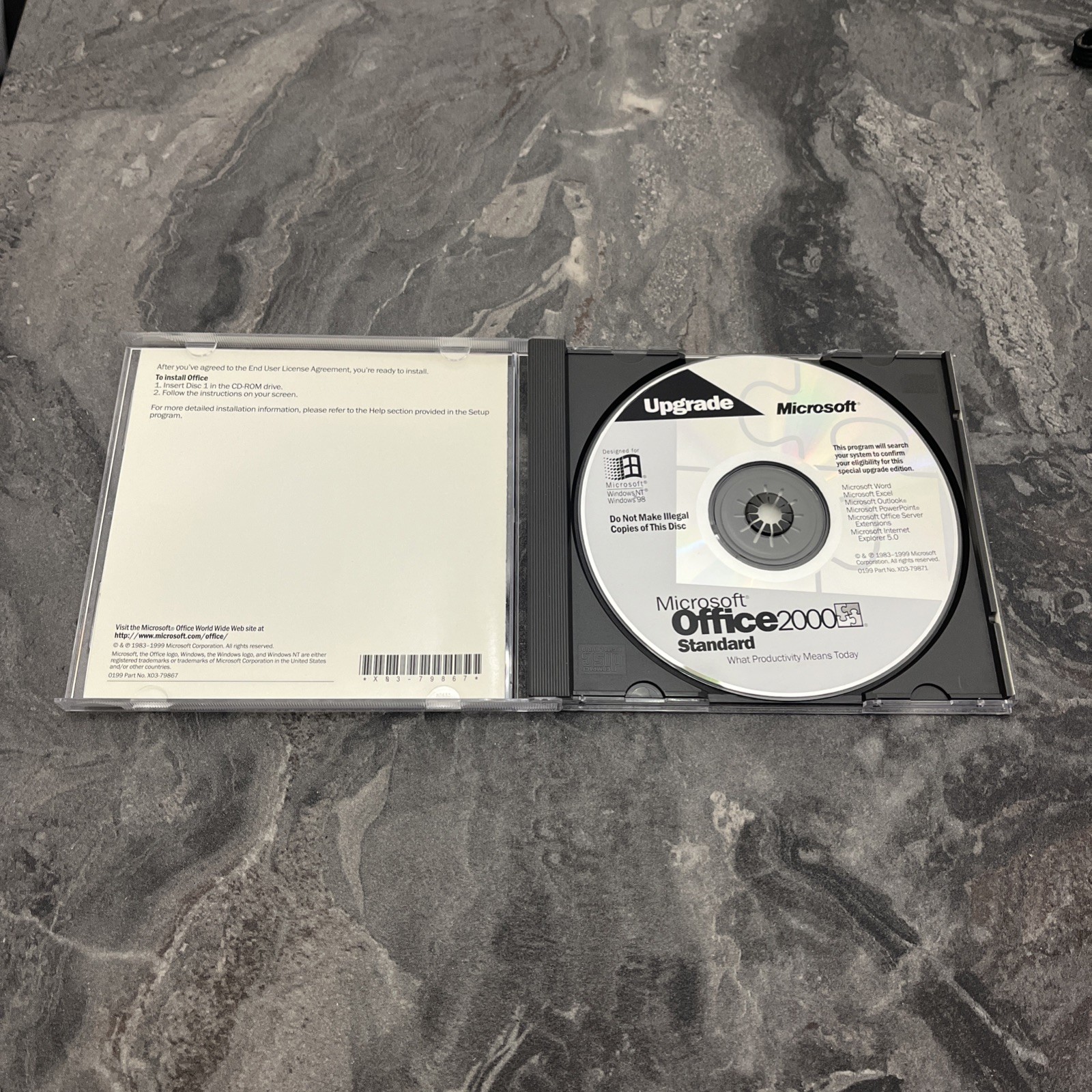 Microsoft Office Standard 2000 CD Installers with Product License Key, Y2K