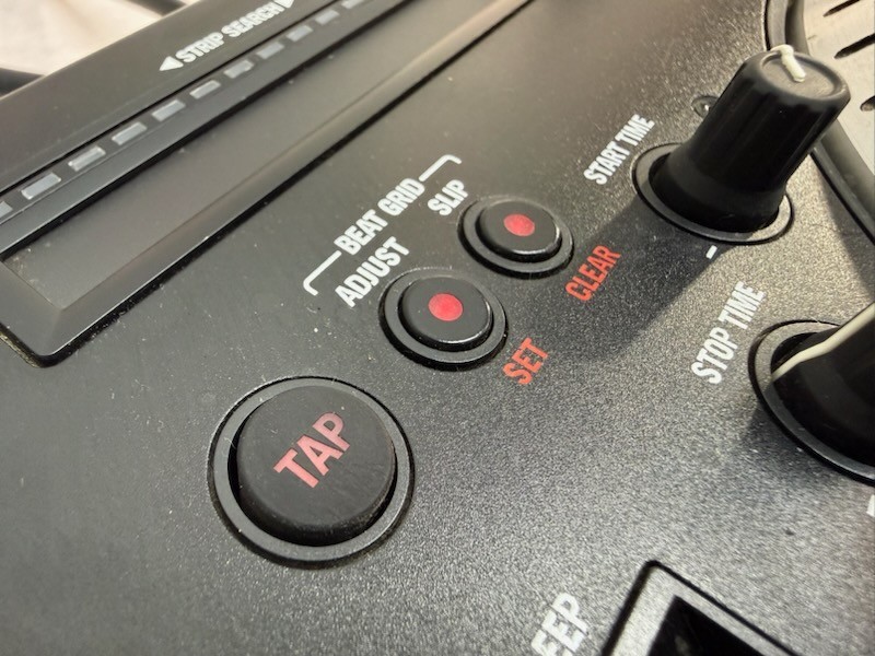 Numark NS7II 4 Channel Motorized Digital DJ Controller & Mixer *READ
