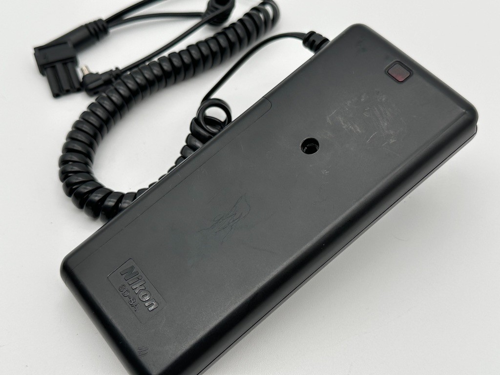 Nikon SD-8A High Performance Battery Pack for Nikon Speedlight Units
