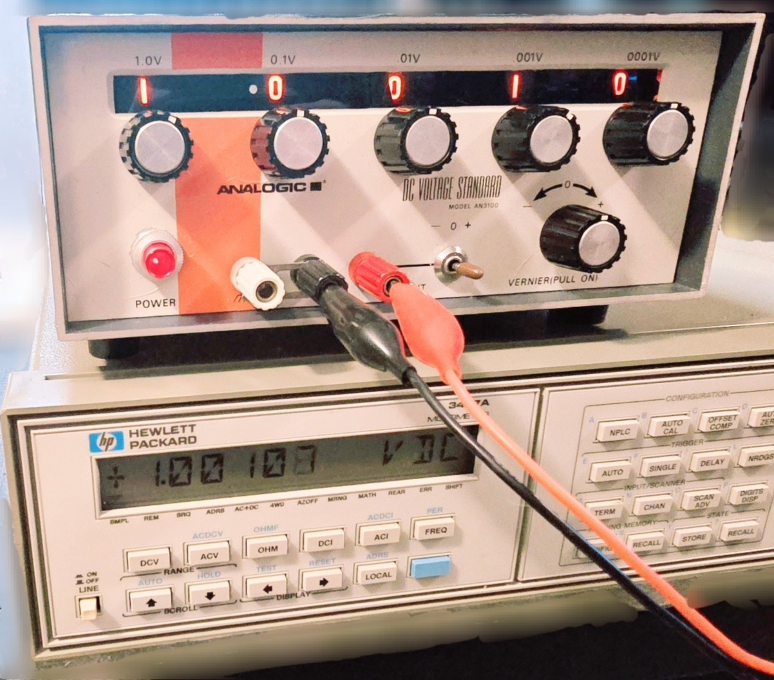 TESTED/Working ANALOGIC AN3100 DC Voltage Standard. +/-10V