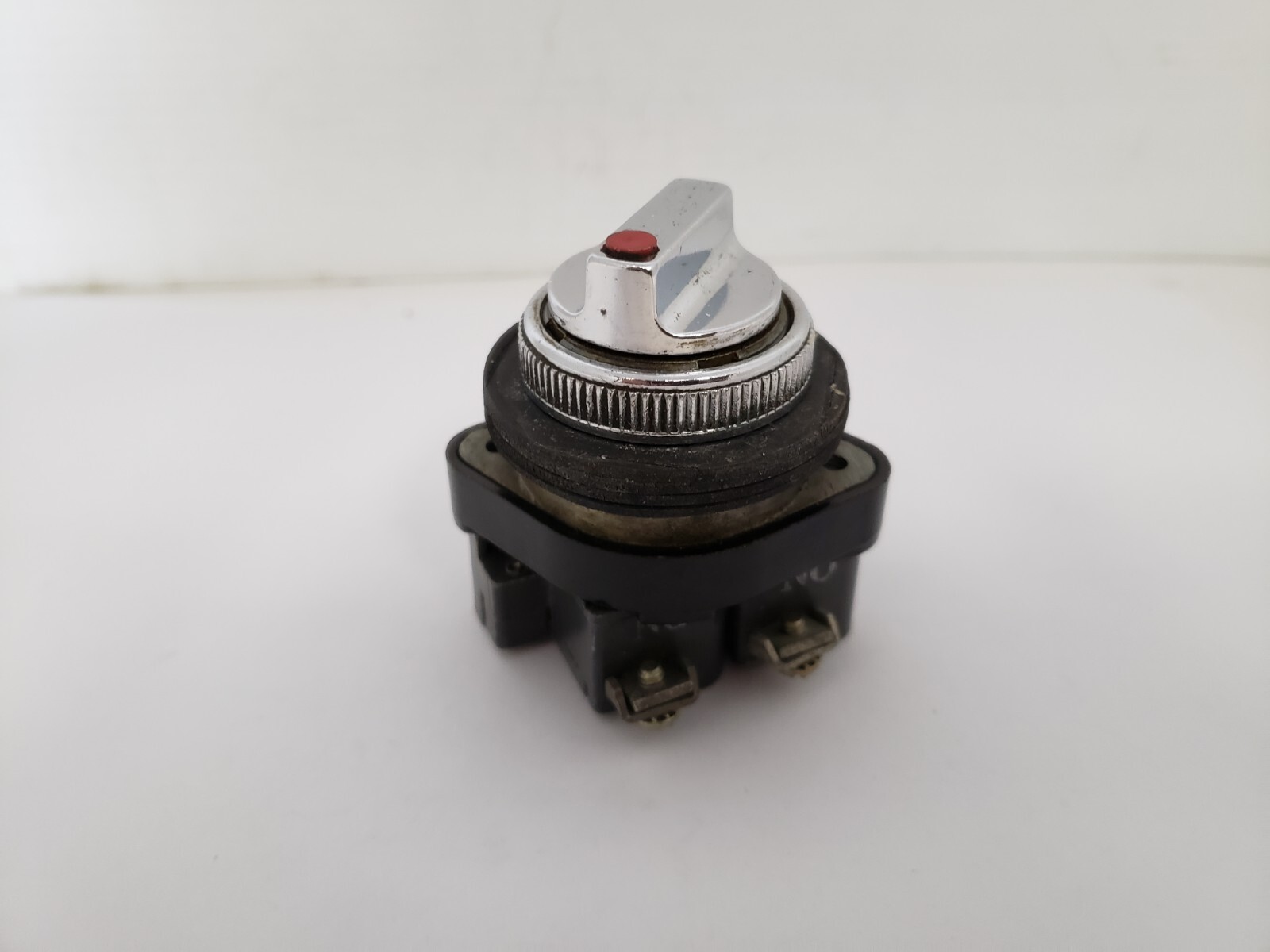WESTINGHOUSE 0T2S1 SELECTOR SWITCH2 POSITION MAINTAINED CAM-1