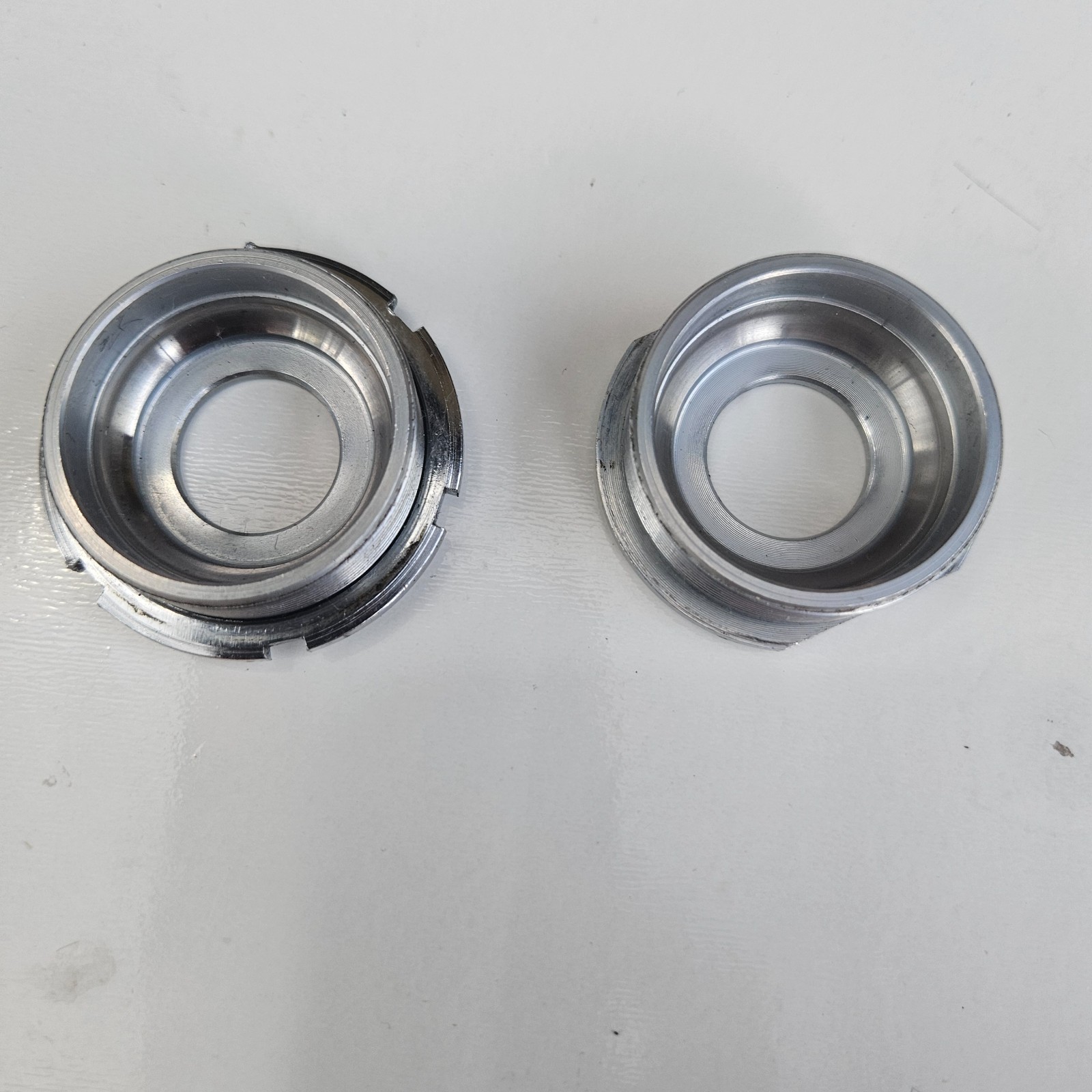 Campagnolo Victory Bottom Bracket, 70-SS, 109mm Axle, NOS