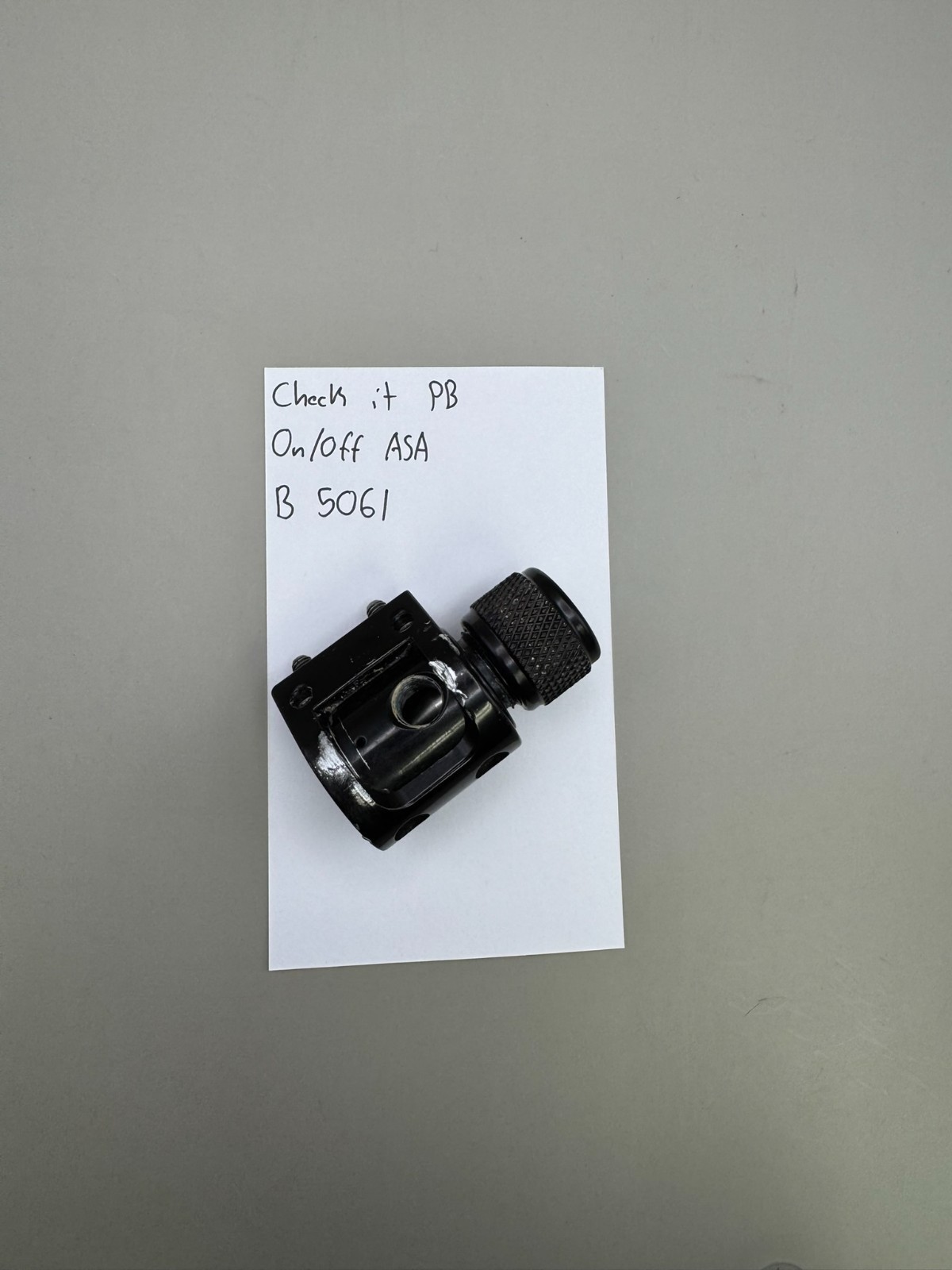 Check it PB On/Off Cage ASA-Gloss Black