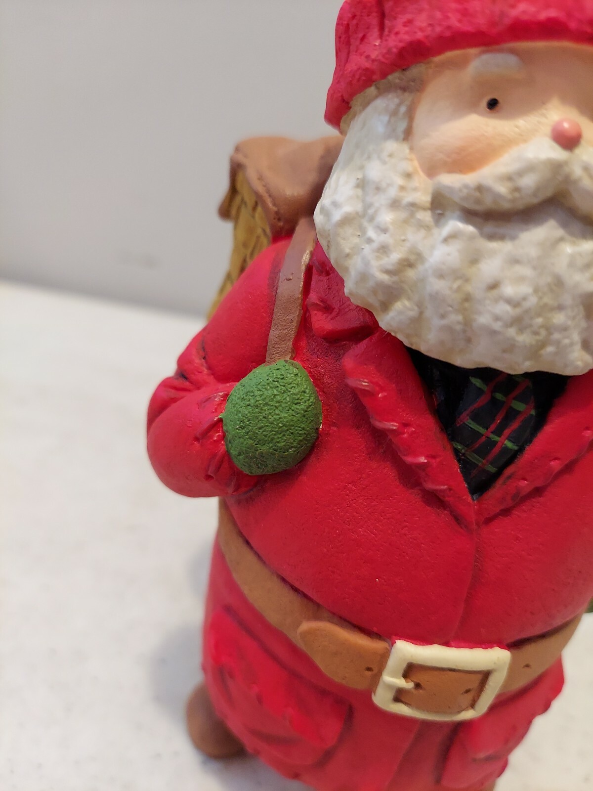 Hmk Lic Santa Figurine