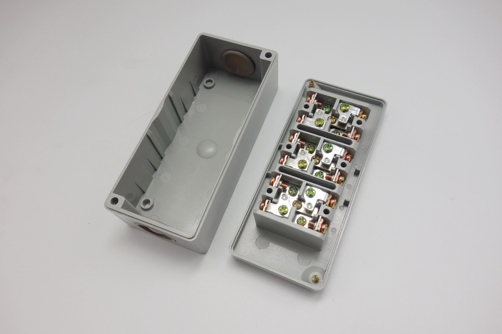 1PC PB-3 10A FORWARD/REVERSE/STOP POWER PUSH BUTTON SWITCH BOX