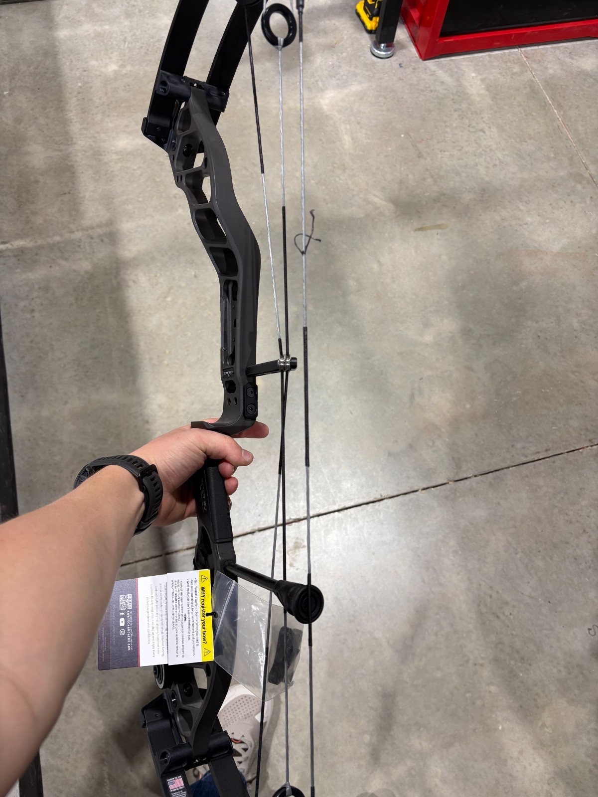 New Bowtech Ascend RH compound bow