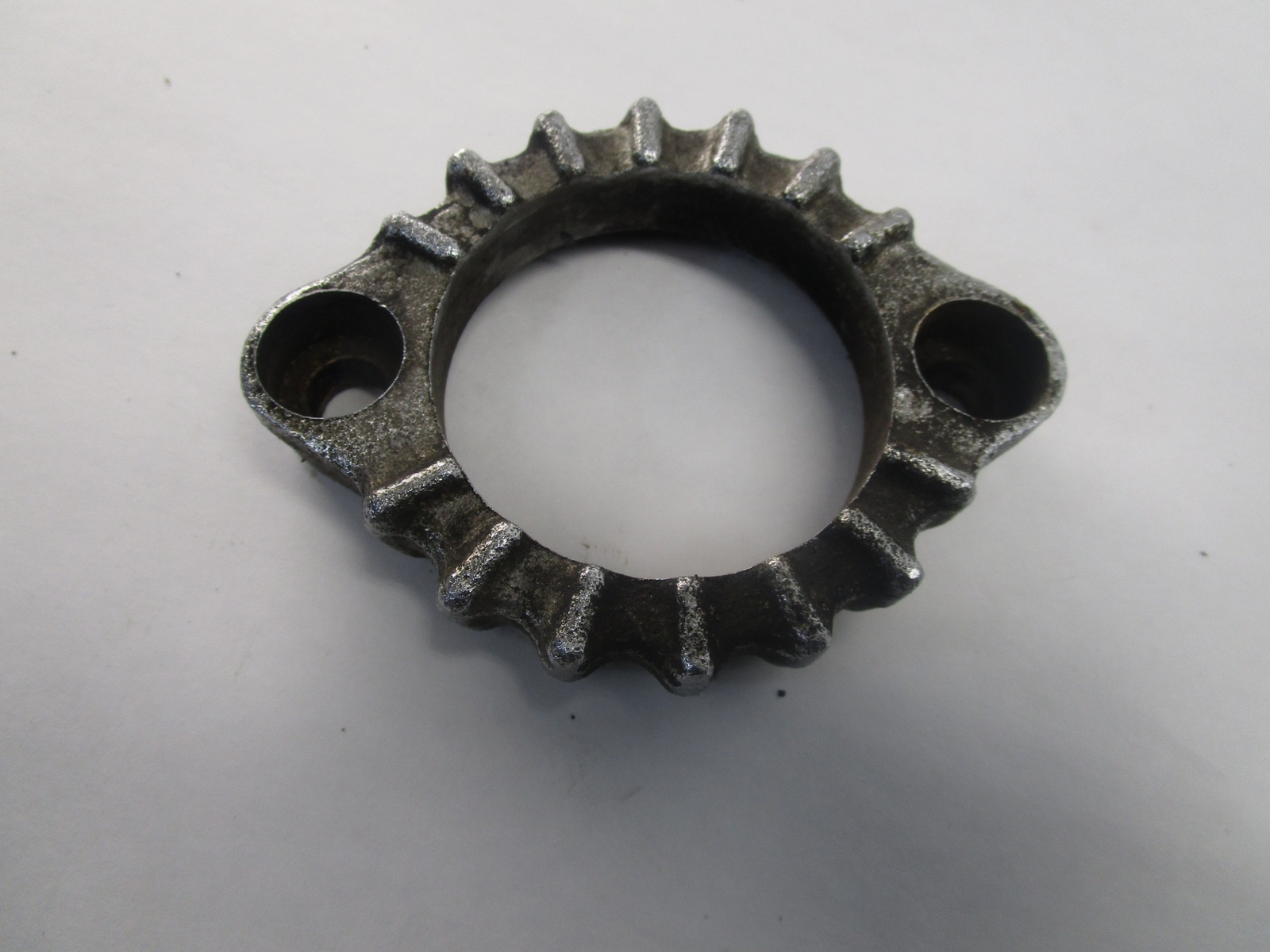 78 YAMAHA XS750 RING NUT