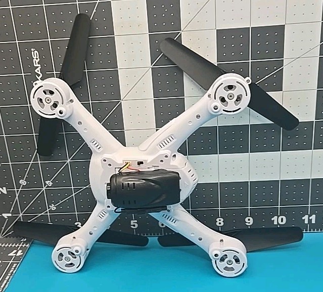 White Sky Rider Quadcopter Drone With Camera Open Box New