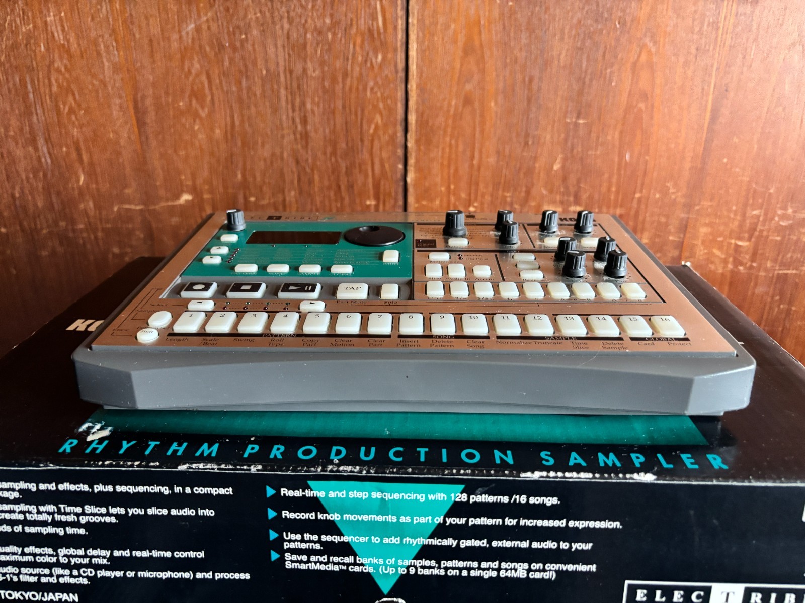 Korg ElecTribe S ES-1 ES1 Sampler Drum Machine Sequencer w/ box
