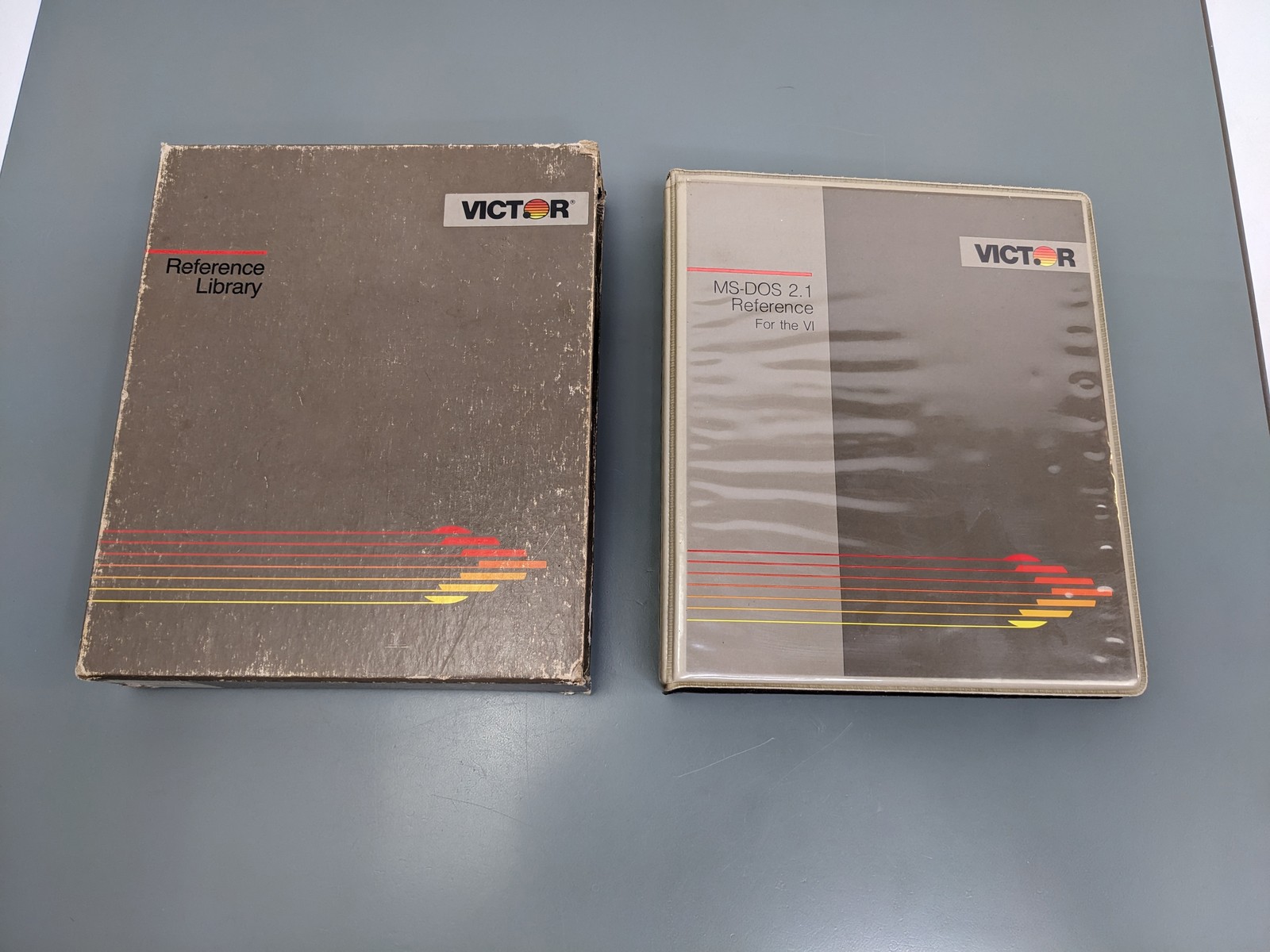 Victor Vi MS-DOS 2.1 Reference For The VI Binder Manual W/ Slipcase Rare Book