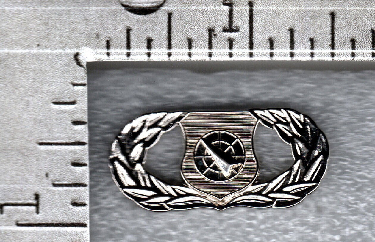 USAF pins & badges - Air Force Weapons Controller Badge (Hallmark V-21)