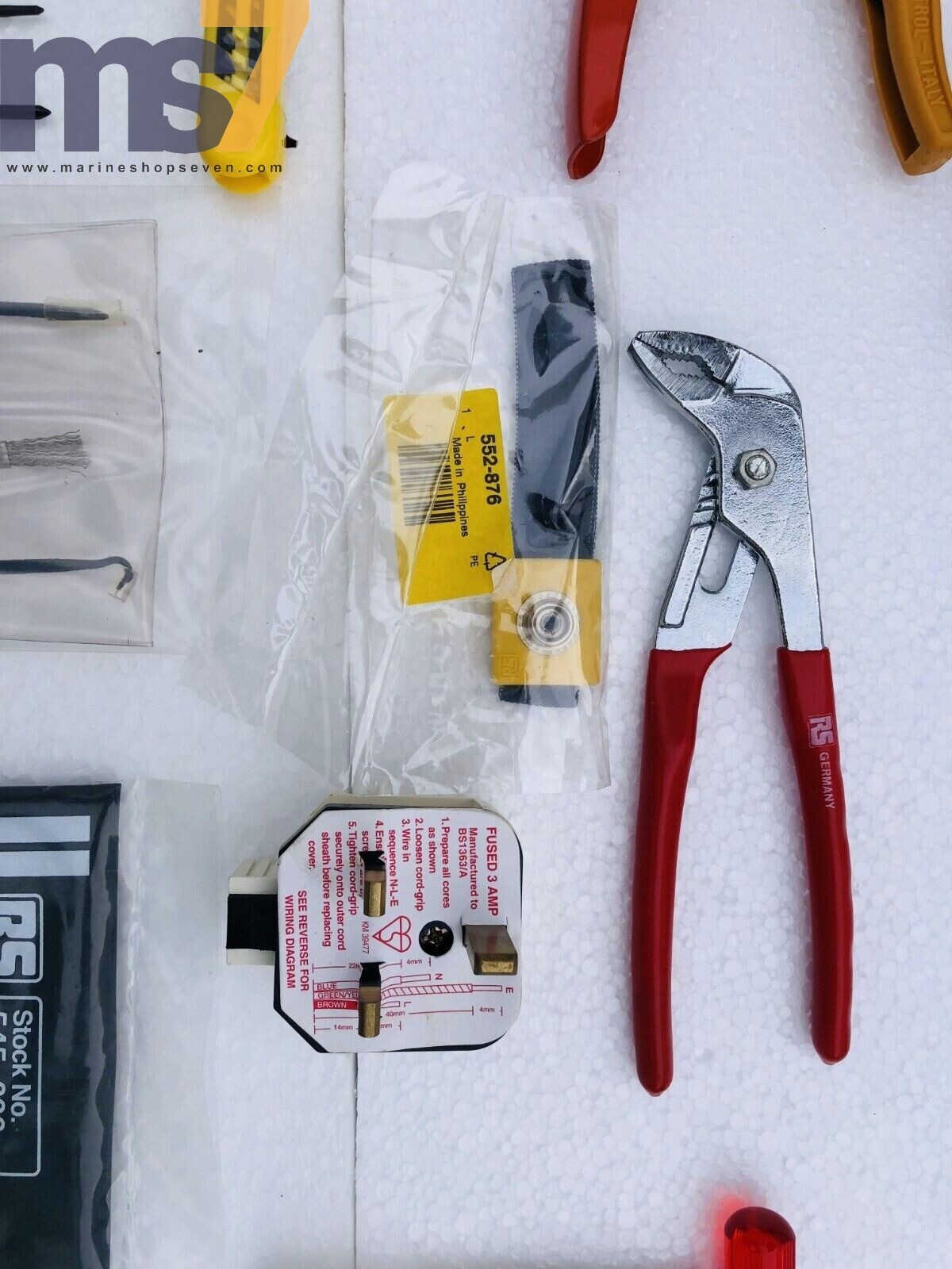 RS COMPONENTS ELECTRO-MECHANICAL TOOL KIT WITH ACCESSORIES AS SHOWN #NEW