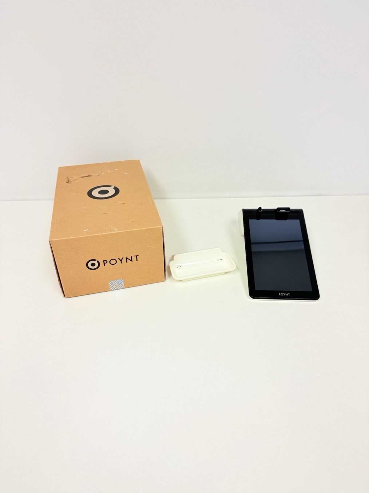 Poynt P3301 Smart Terminal Wireless Credit Card Reader W/ Box