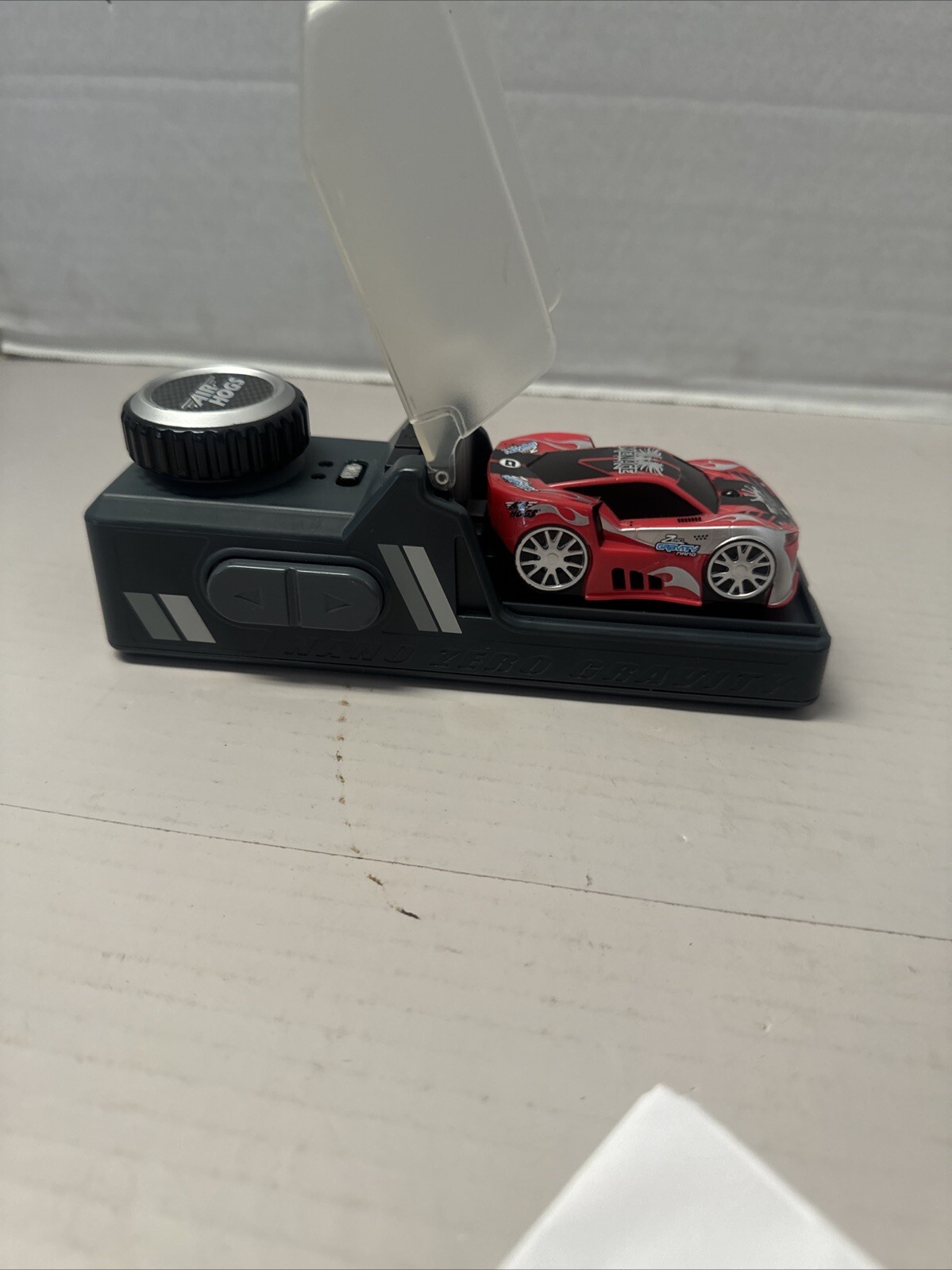 Air Hogs zero gravity nano Menace