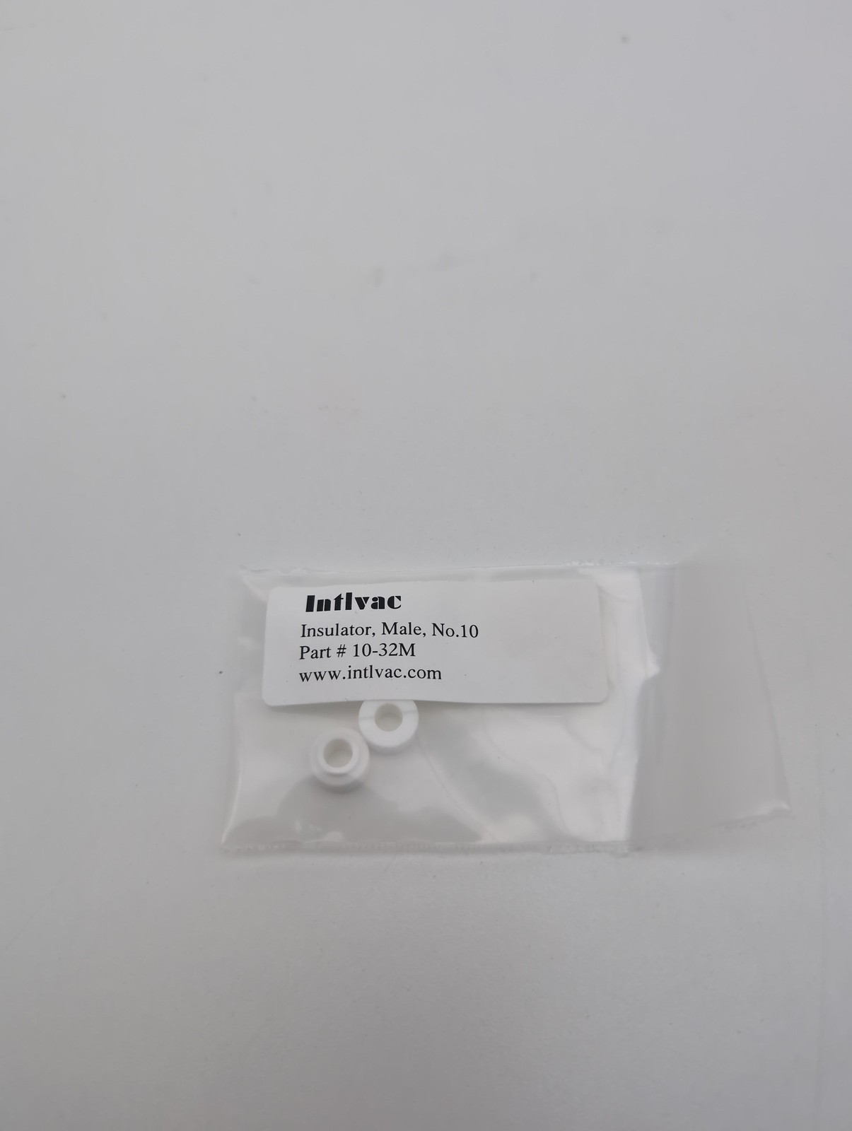 Intlvac  I10M (10-32M / 0500-035) Ceramic Insulator #10, Male (Pkg2)