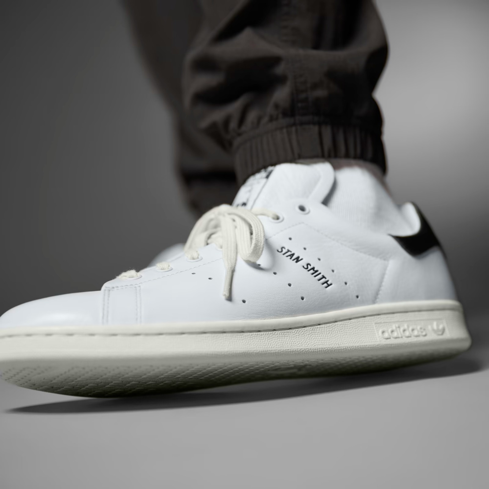 adidas Originals Stan Smith Lux White Black HQ6785 Men's shoes NEW mot12