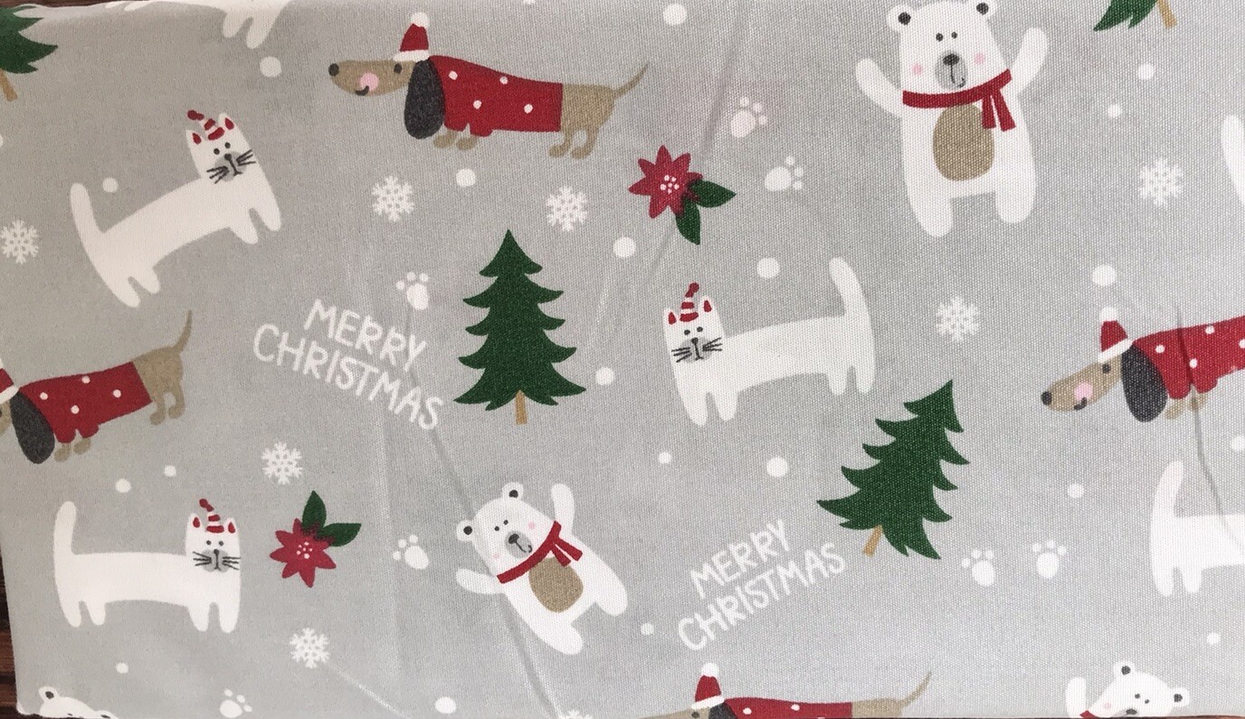 Unbranded  Cats/Dogs Merry Christmas Standard Pillowcases Set 2 NIP