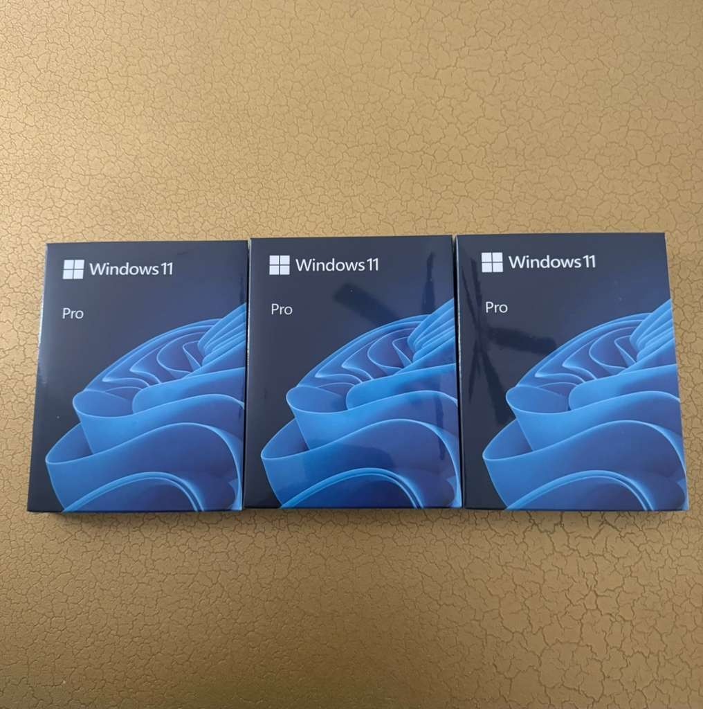Windows 11 Pro Retail USB Flash Drive Genuine License Key Sealed Lot of 5 New