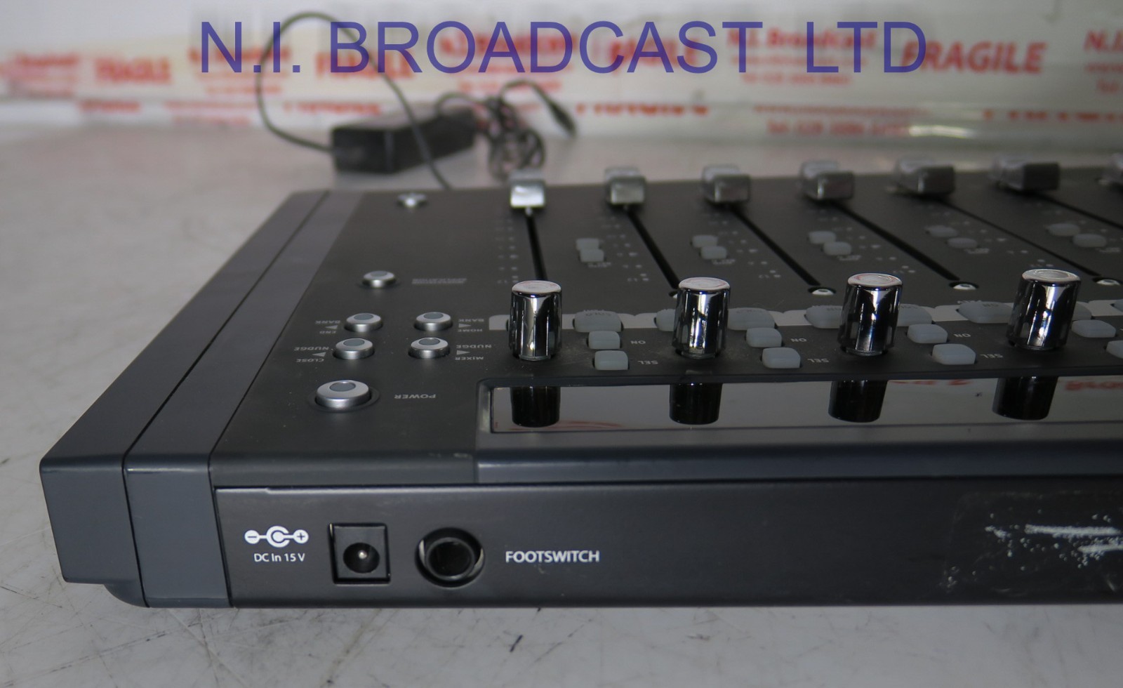 Avid Artist mix  audio panel