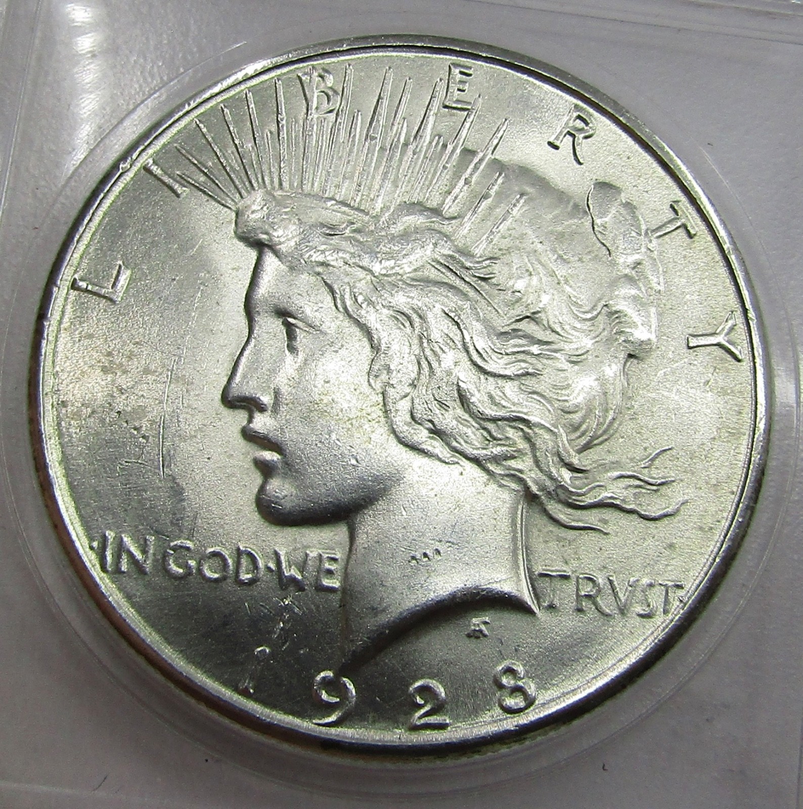 1928-S Peace Dollar, Choice AU/Unc