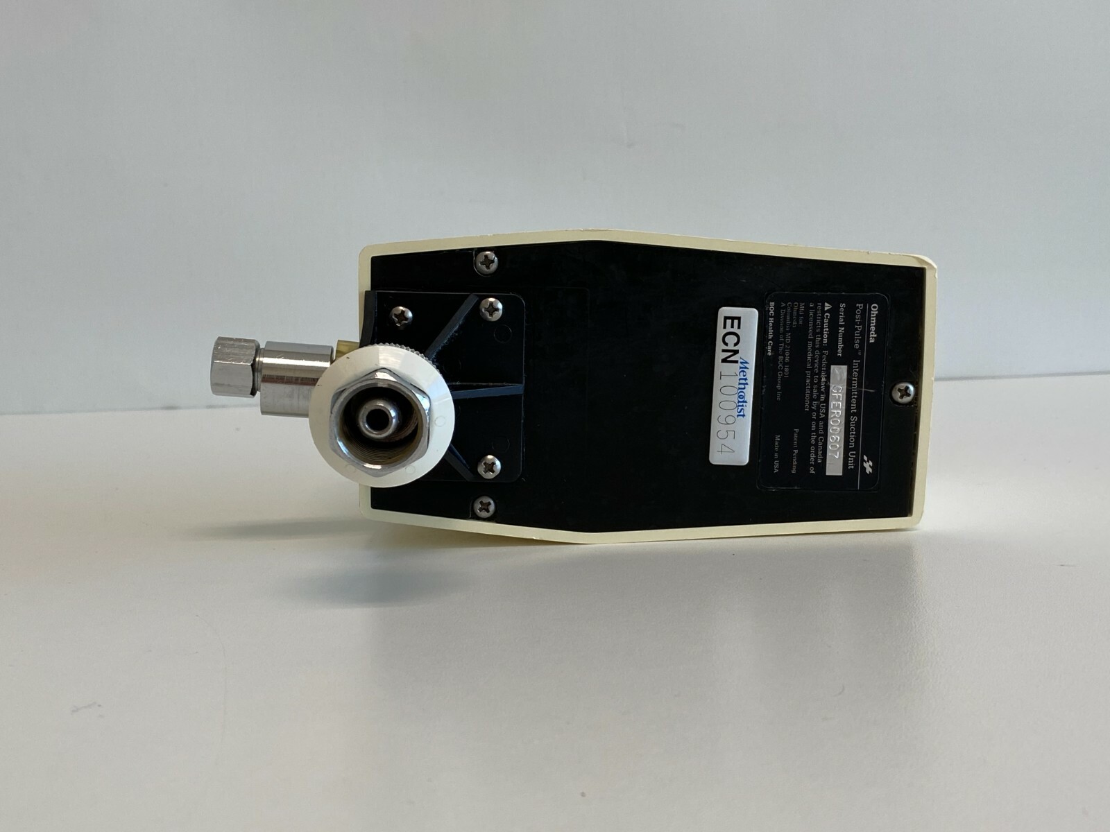 PP30-19: Ohmeda Vacuum Unit - Missing a knob
