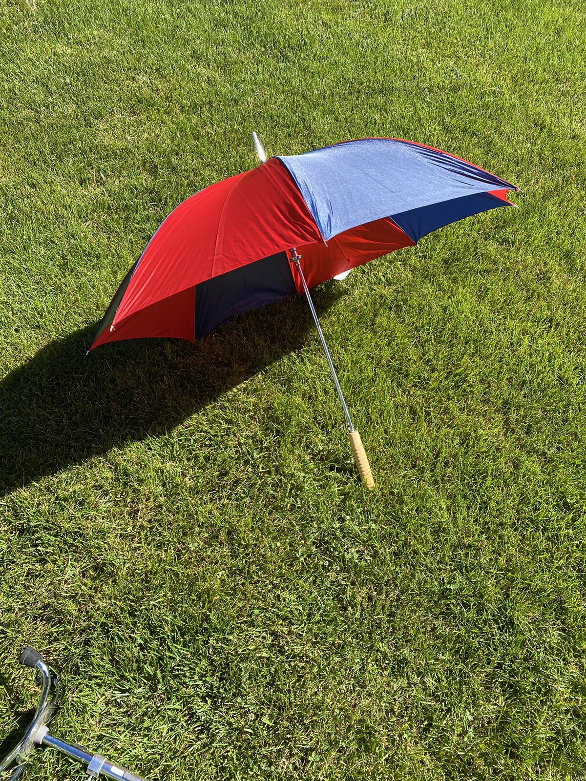 LE BRELLA AUTOMATIC GOLF UNBRELLA  RAIN AND SUN 36" W, 34" OAL, 8 RIBS 7 COLORS