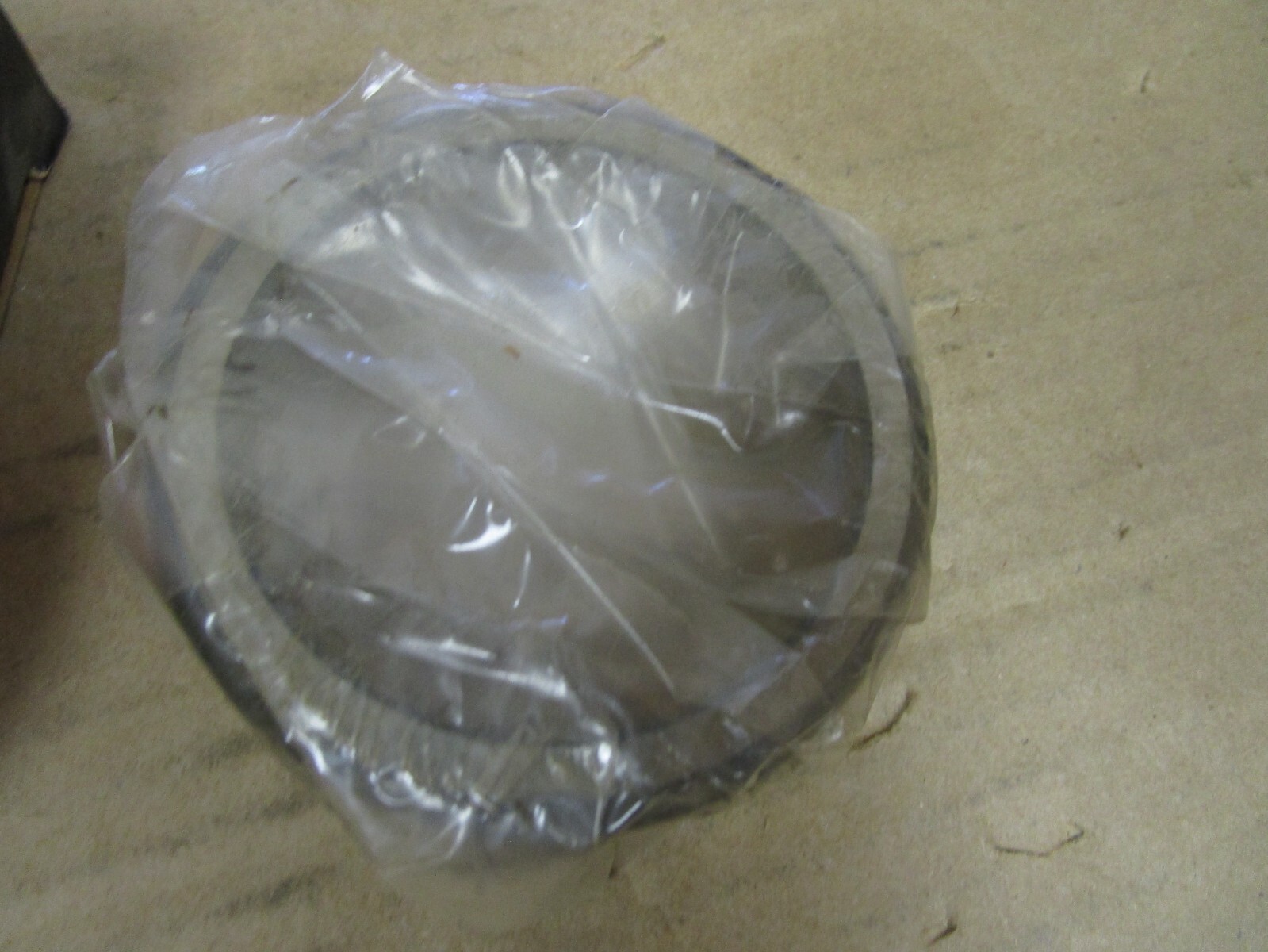 NEW TIMKEN TAPERED ROLLER BEARING CUP 3820