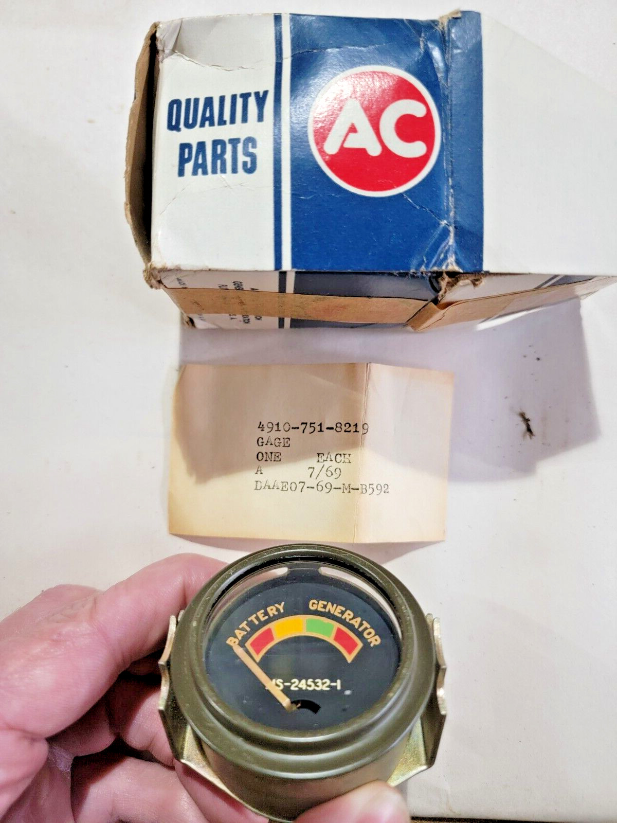 NOS 24 Volt AC MS-24532-1 Voltmeter Generator Gauge M38 M38A1 Jeep M Series