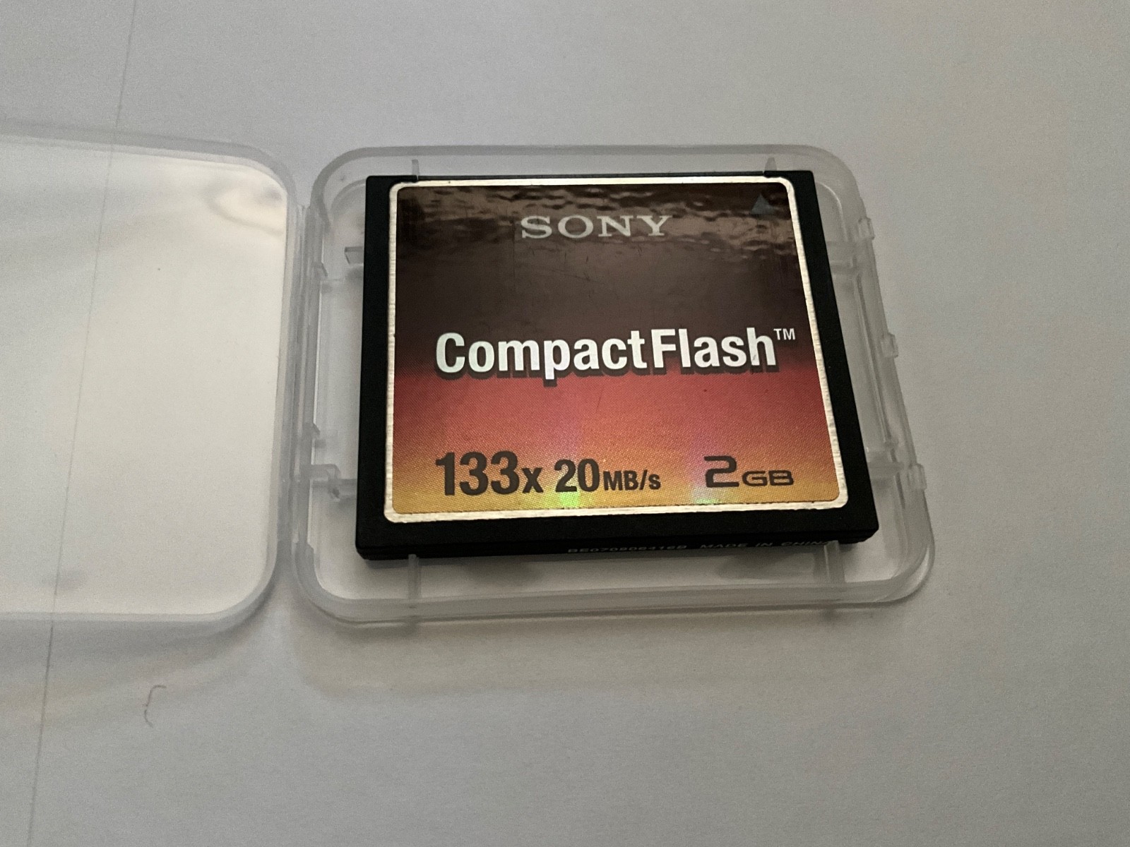 1pcs  2gb SONY  CF Type I Compact flash memory for CF DSLR NIKON CANON cameras