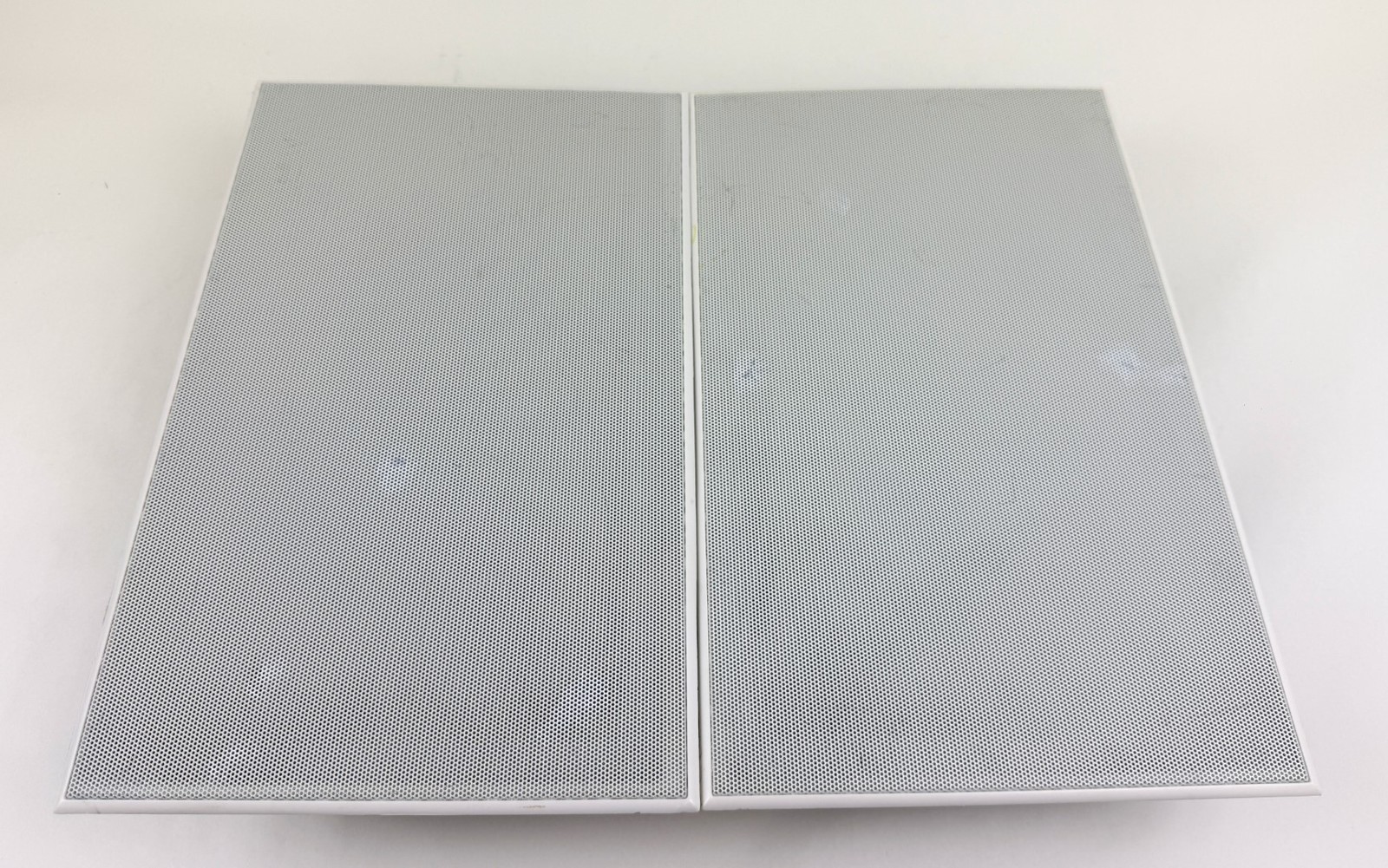 Sonance VP82 Rectangular Visual Performance 8" 3-Way In-Wall (Pair)