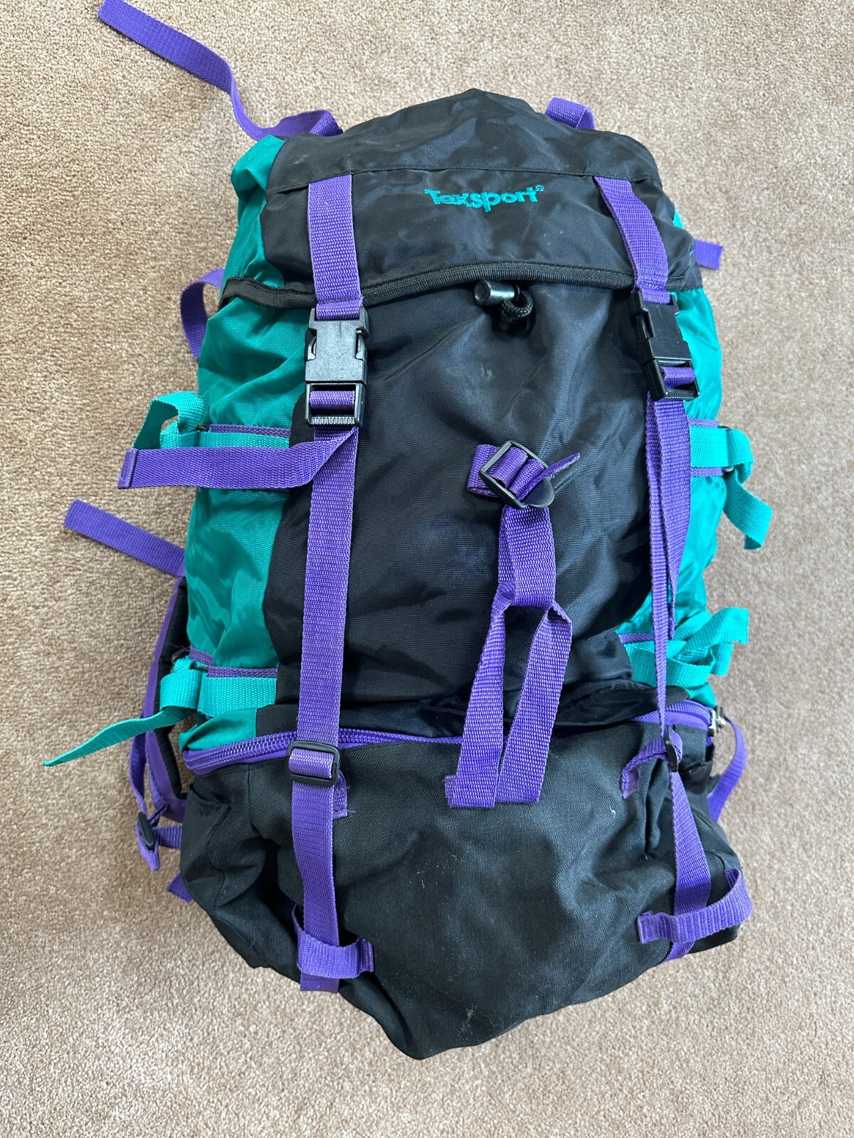 Texport Backpack  28" X 15 X 9" Breathable, Adjustable hip/back straps, 40 L
