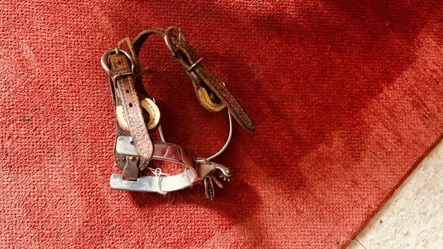 Western SPURS  w/ Rowel VGC w/Leather Spur Straps