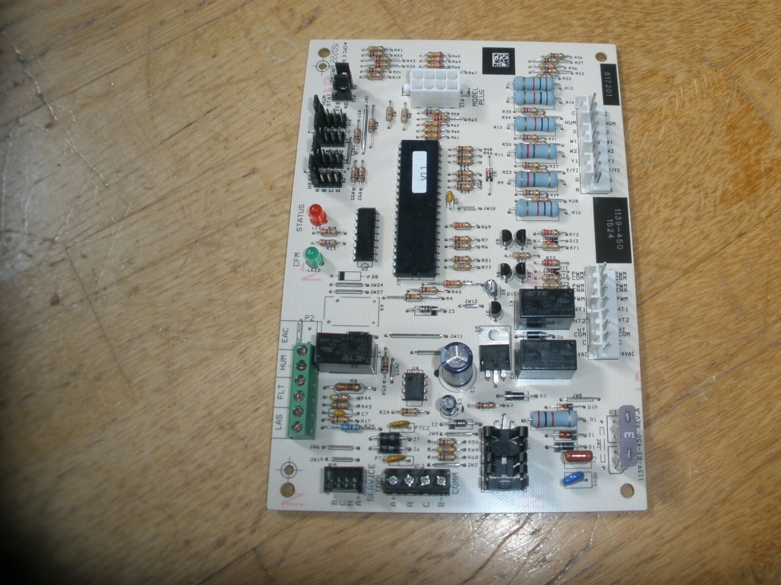 LUXAIRE YORK 1139-83-450 FURNACE CONTROL BOARD 817201