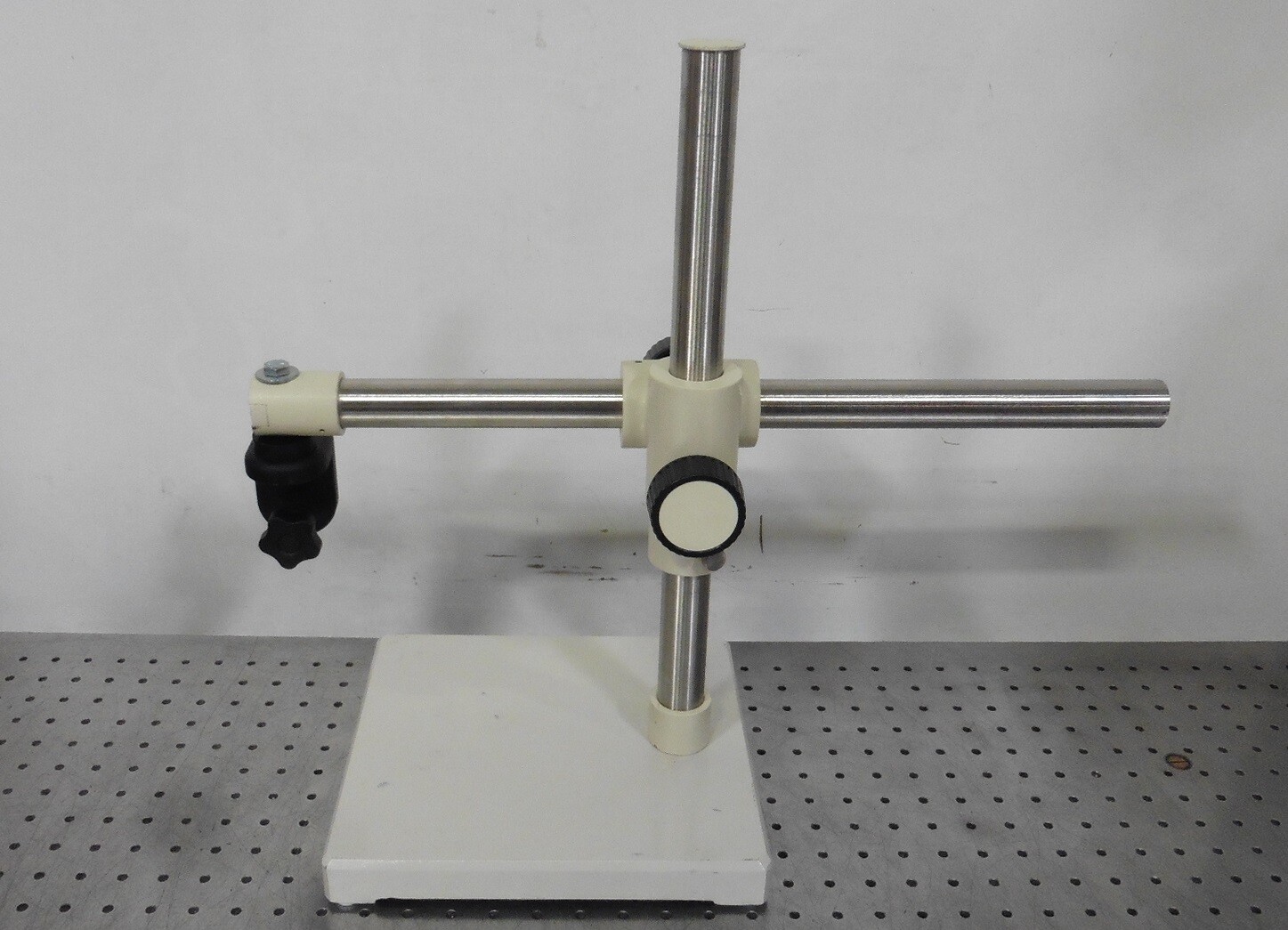 G180064 Microscope Boom Stand w/ Single Arm