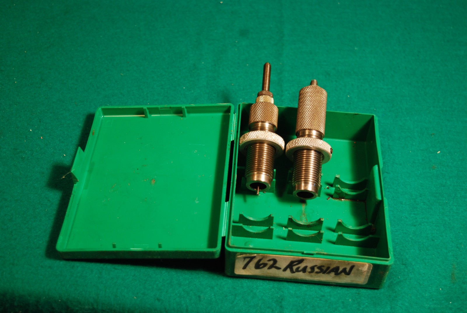 RCBS F.L. RELOADING DIE SET FOR 7.62 RUSSIAN