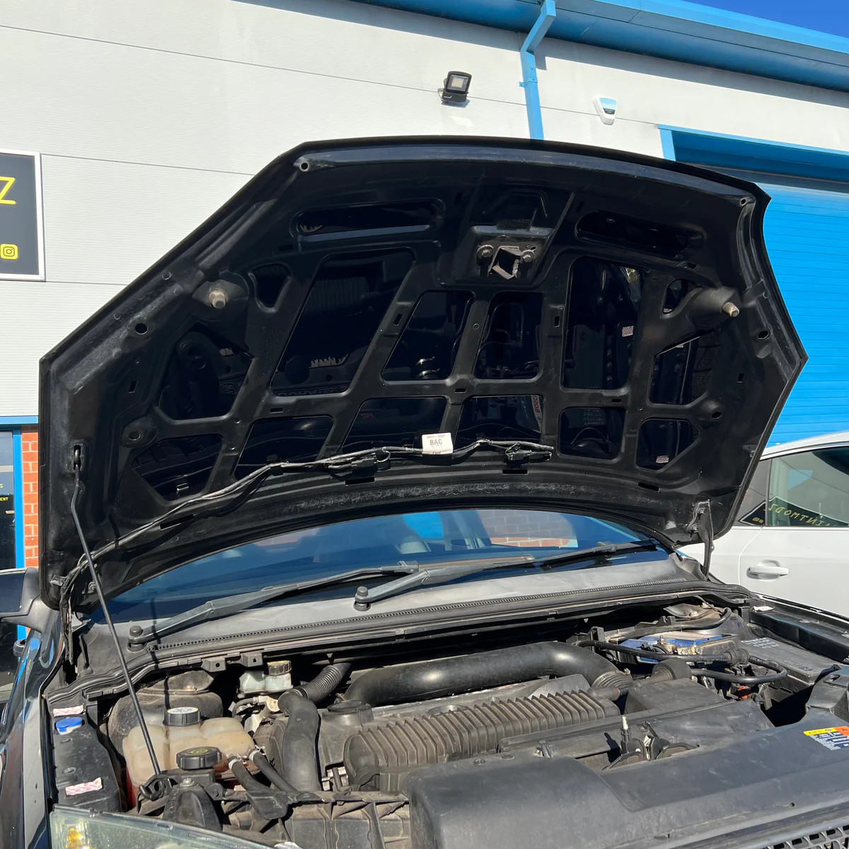 Mk2 (Pre-Facelift) Focus Under Bonnet Panels - Gloss Black