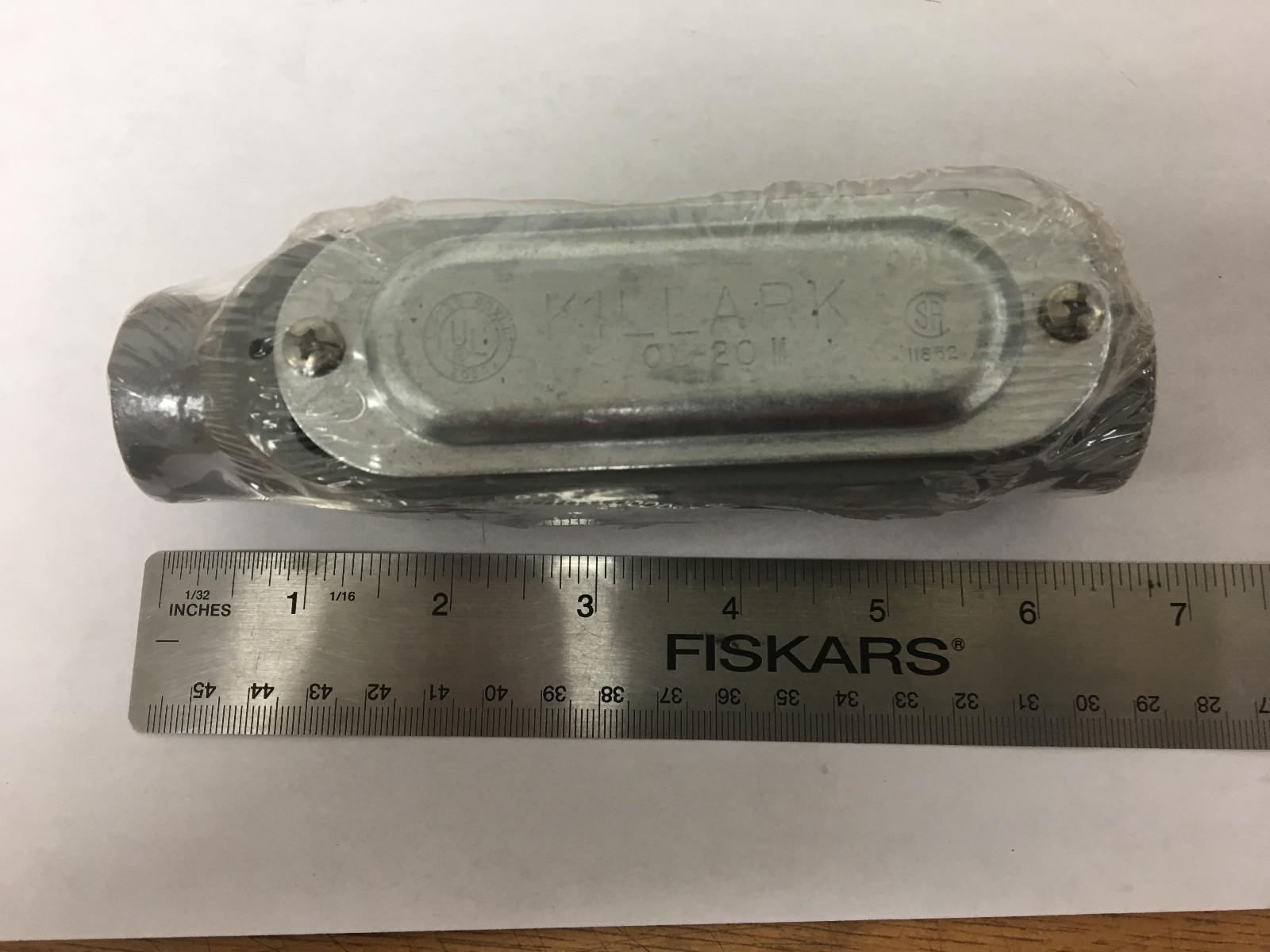 Killark AA50563-101ACCCB 1" Conduit Outlet