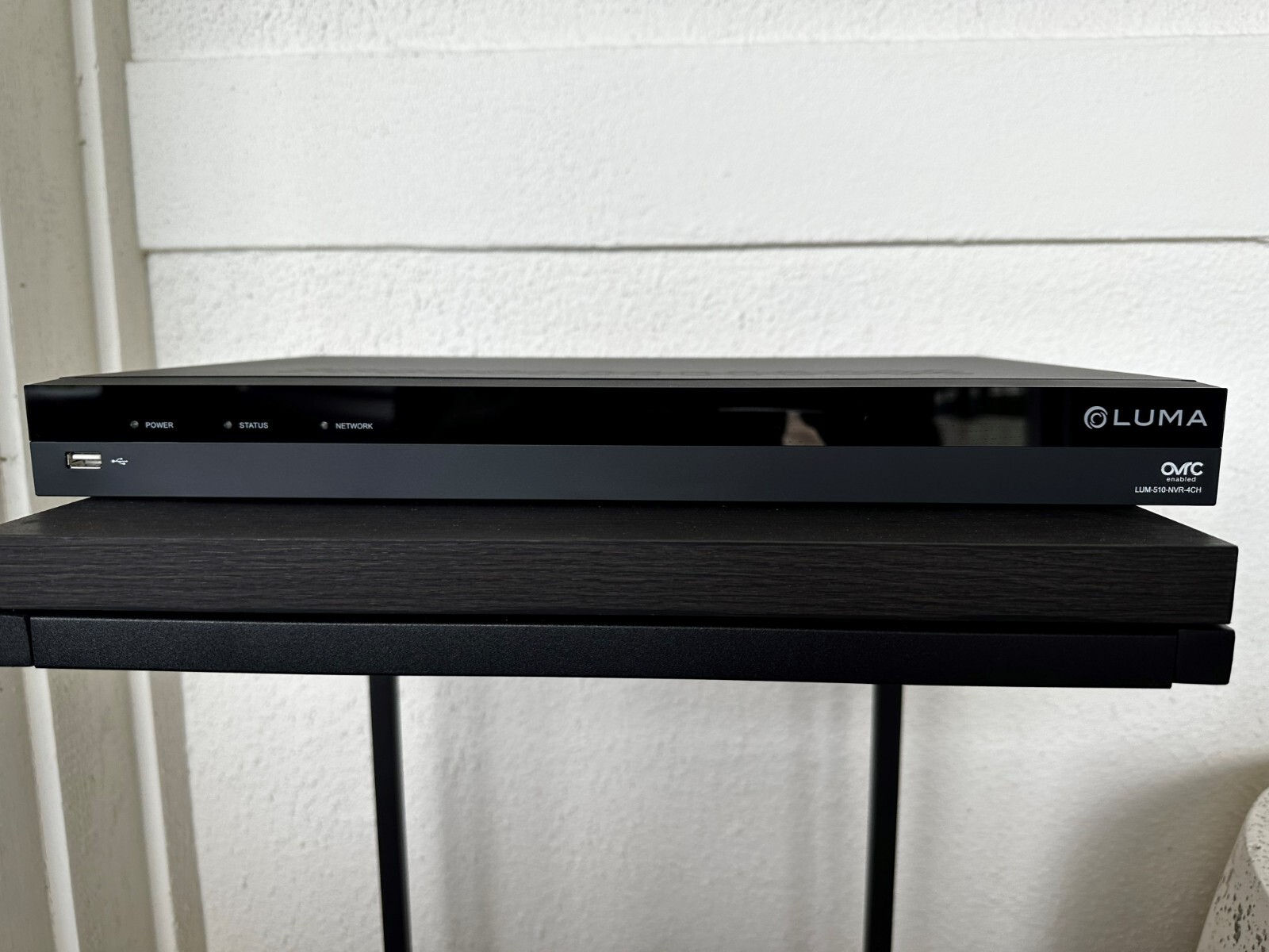 LUMA Network Video Recorder LUM-510-NVR-4CH-1T