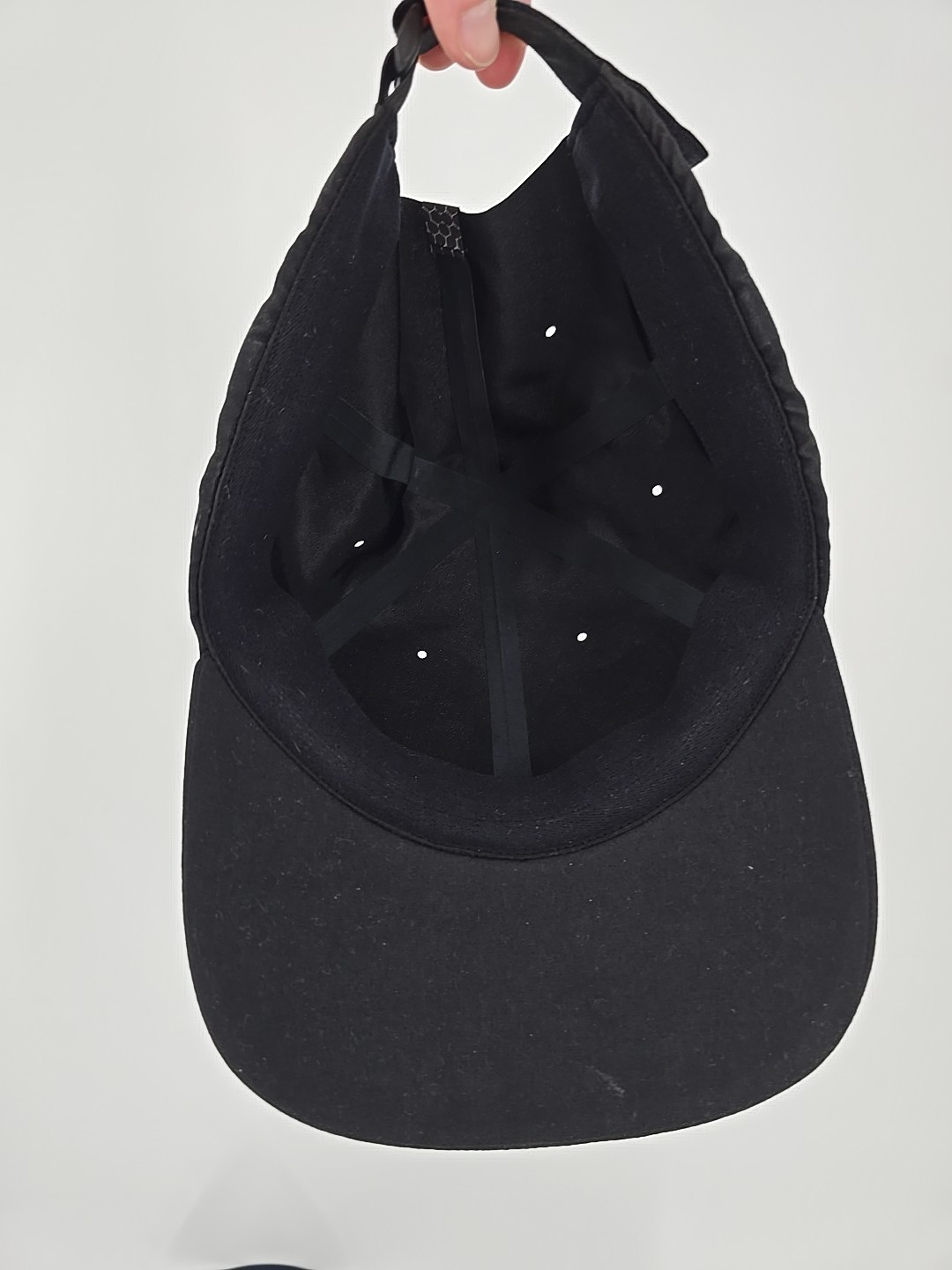 OGIO Shadow Badge Strapback Adjustable Cap - Black - Pre Owned