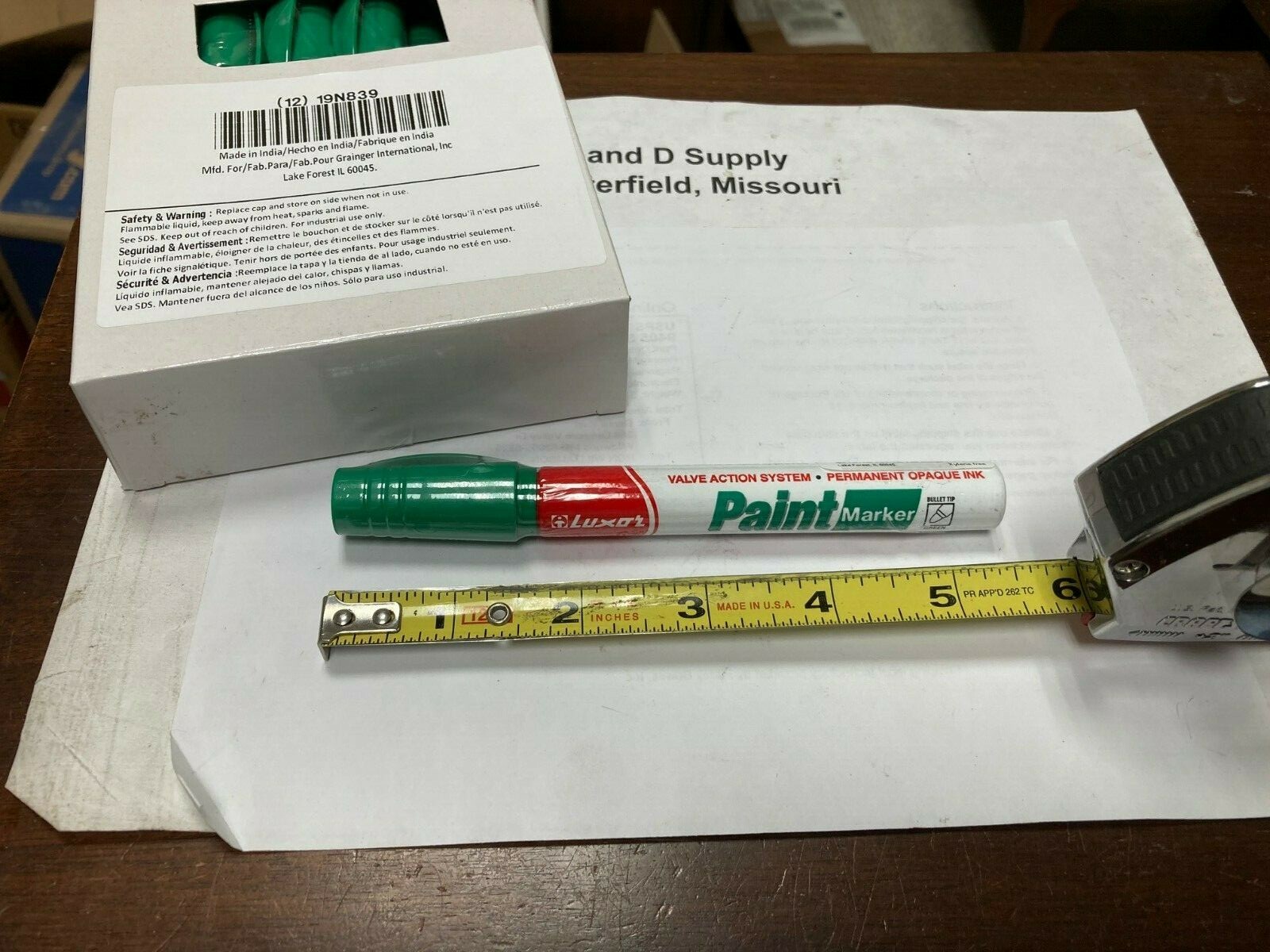 ***Box of 12*** Luxor 19N839, Green Paint Markers, Medium Tip, Permanent
