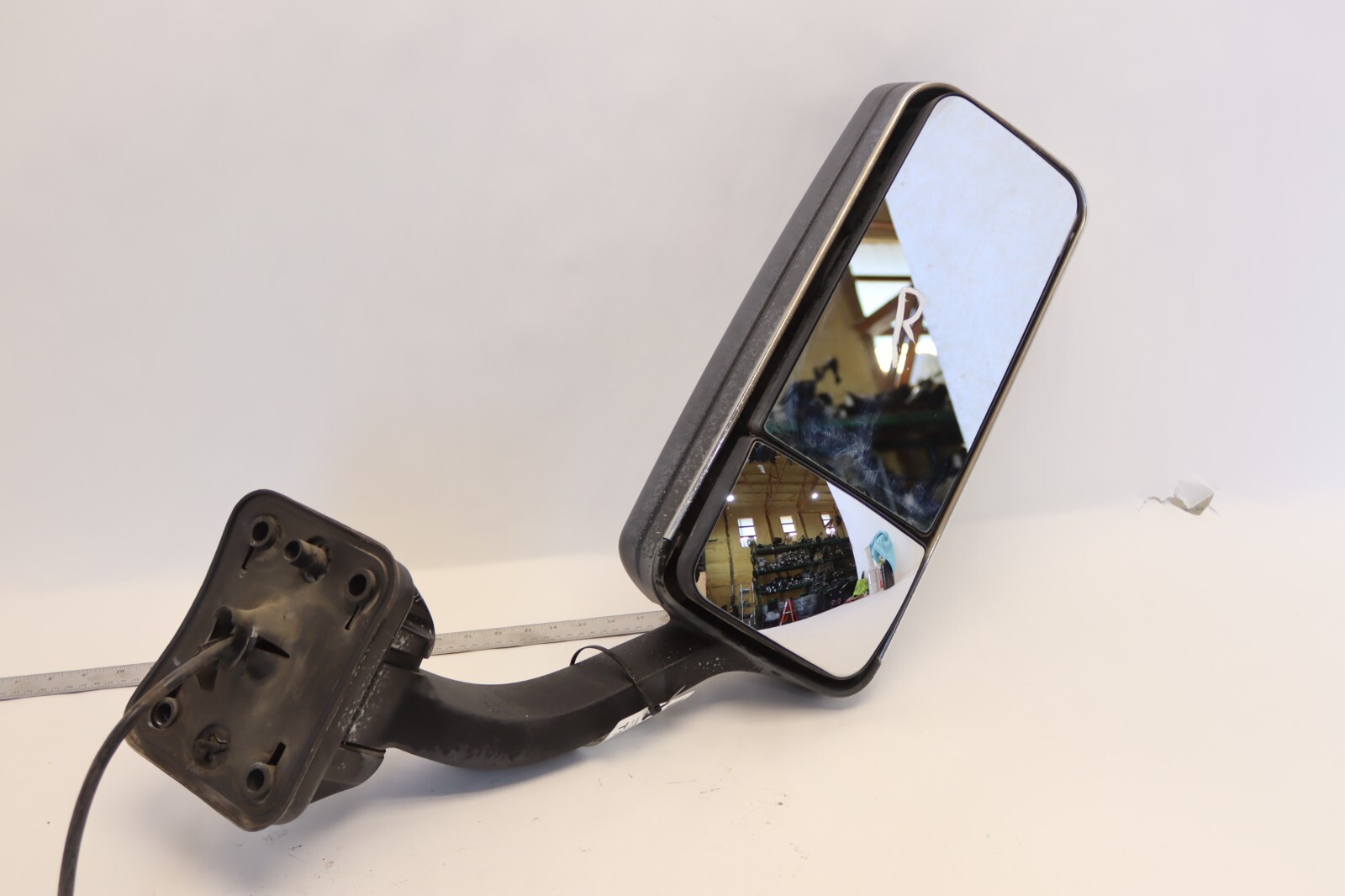 2008-2017 FREIGHTLINER CASCADIA 125 FRONT RIGHT PASSENGER DOOR MIRROR CHROME OEM