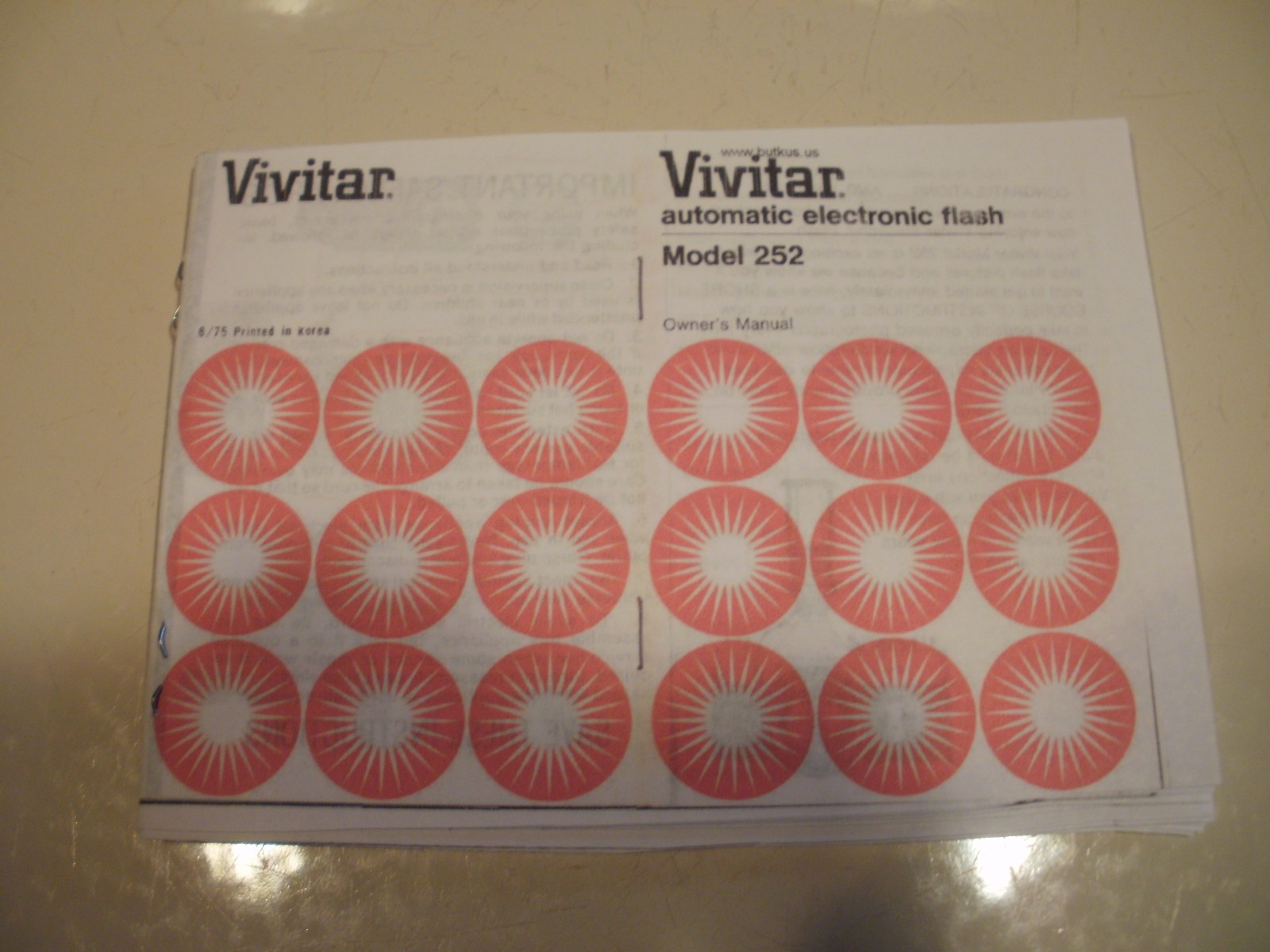 Vivitar Flash 252 with manual Free Ship