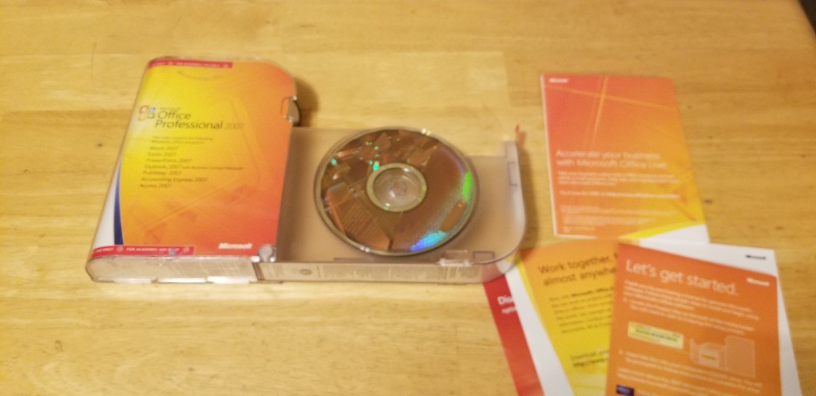 Microsoft Office Professional 2007 Full Version / Product Key -Academic Use Only